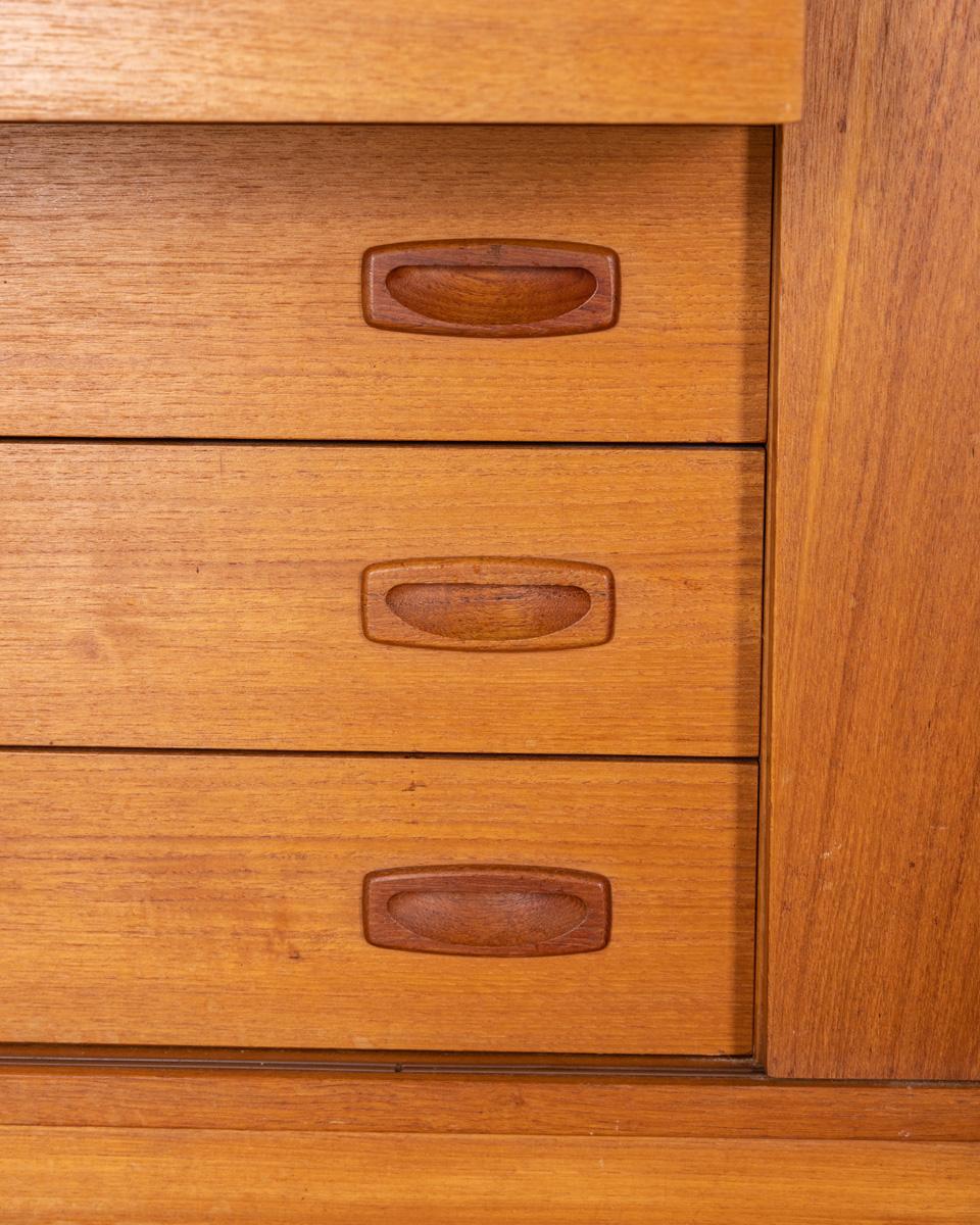 1960s Vintage Sideboard in Teak Wood Danish Design 3