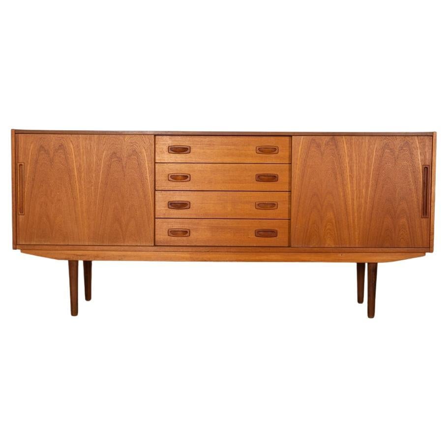 1960s Vintage Sideboard in Teak Wood Danish Design