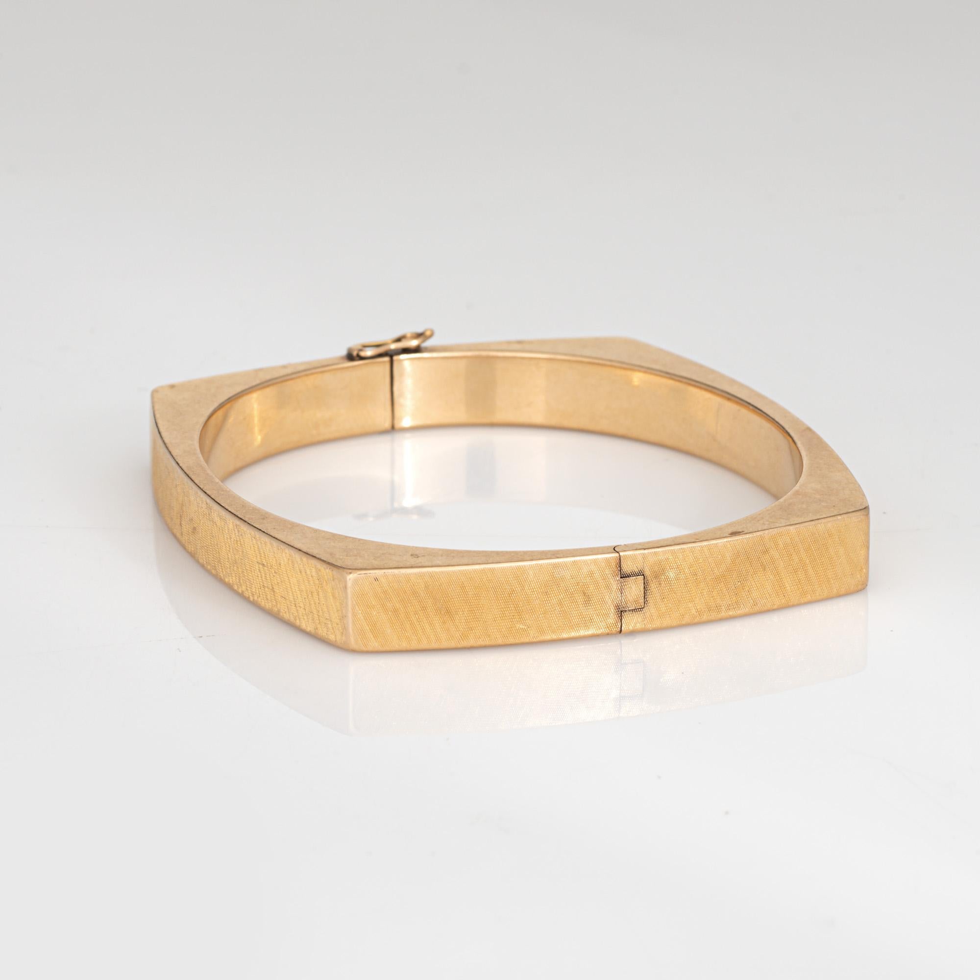 Women's 60s Vintage Square Bangle Bracelet 7.5mm Wide 14k Yellow Gold Estate Jewelry 7