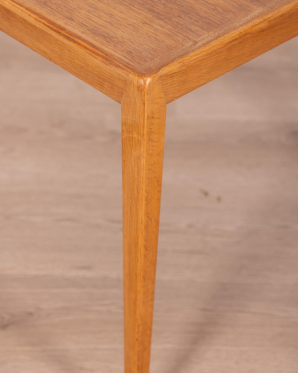 1960s Vintage Teak Wood Coffee Table Danish Design For Sale 4