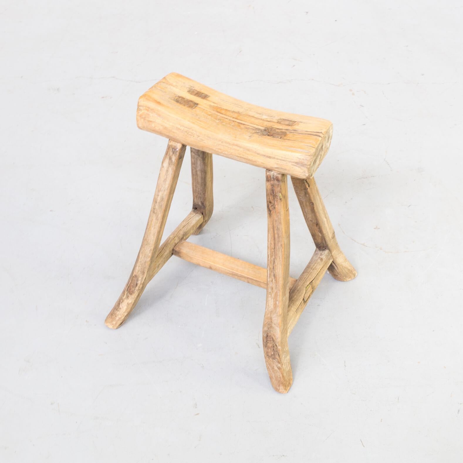 1960s Wooden Chopping Block Stool In Good Condition For Sale In Amstelveen, Noord