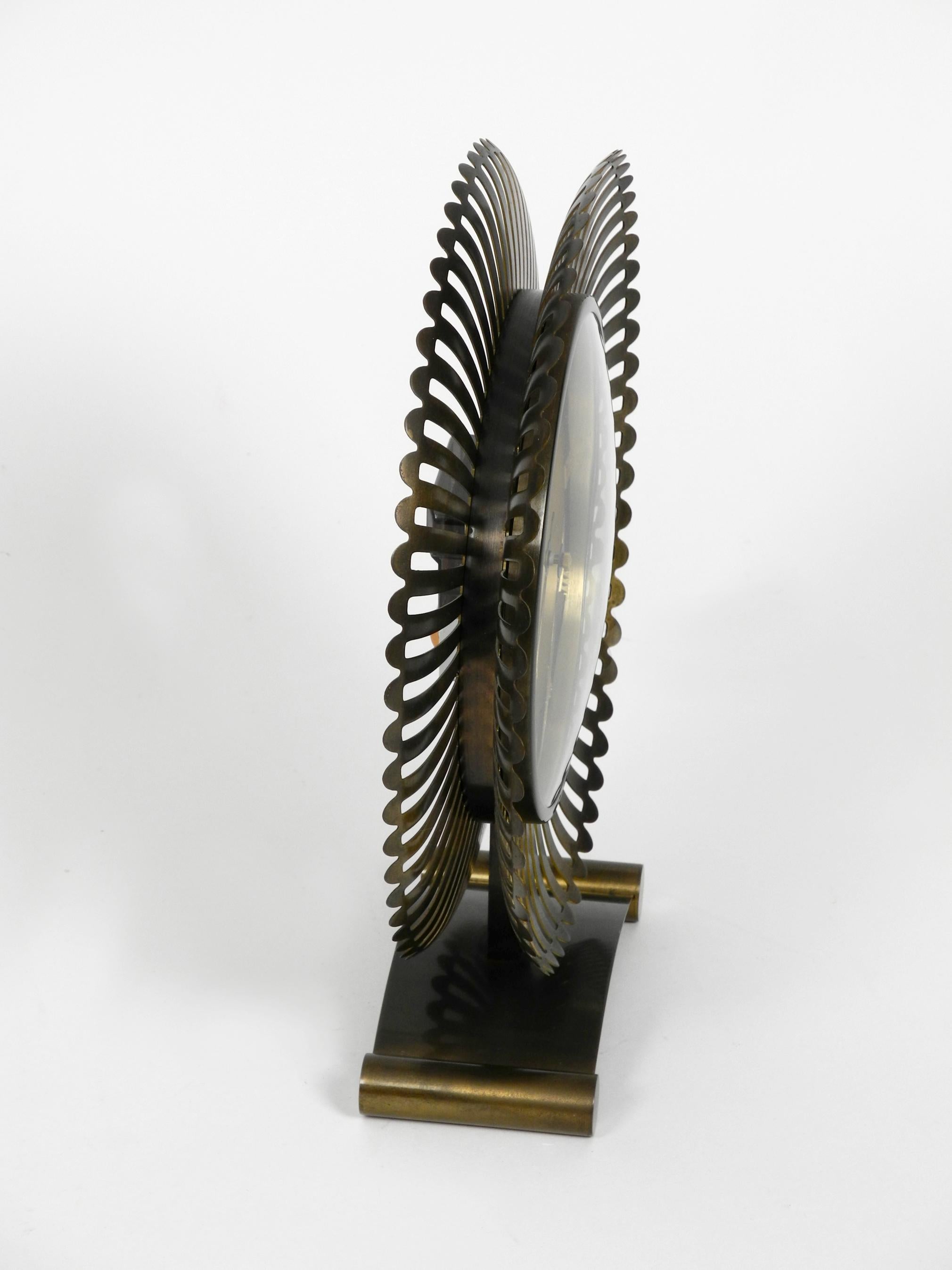 1960s Extra Large Brass Atlanta Universe Sunburst Table Clock 5