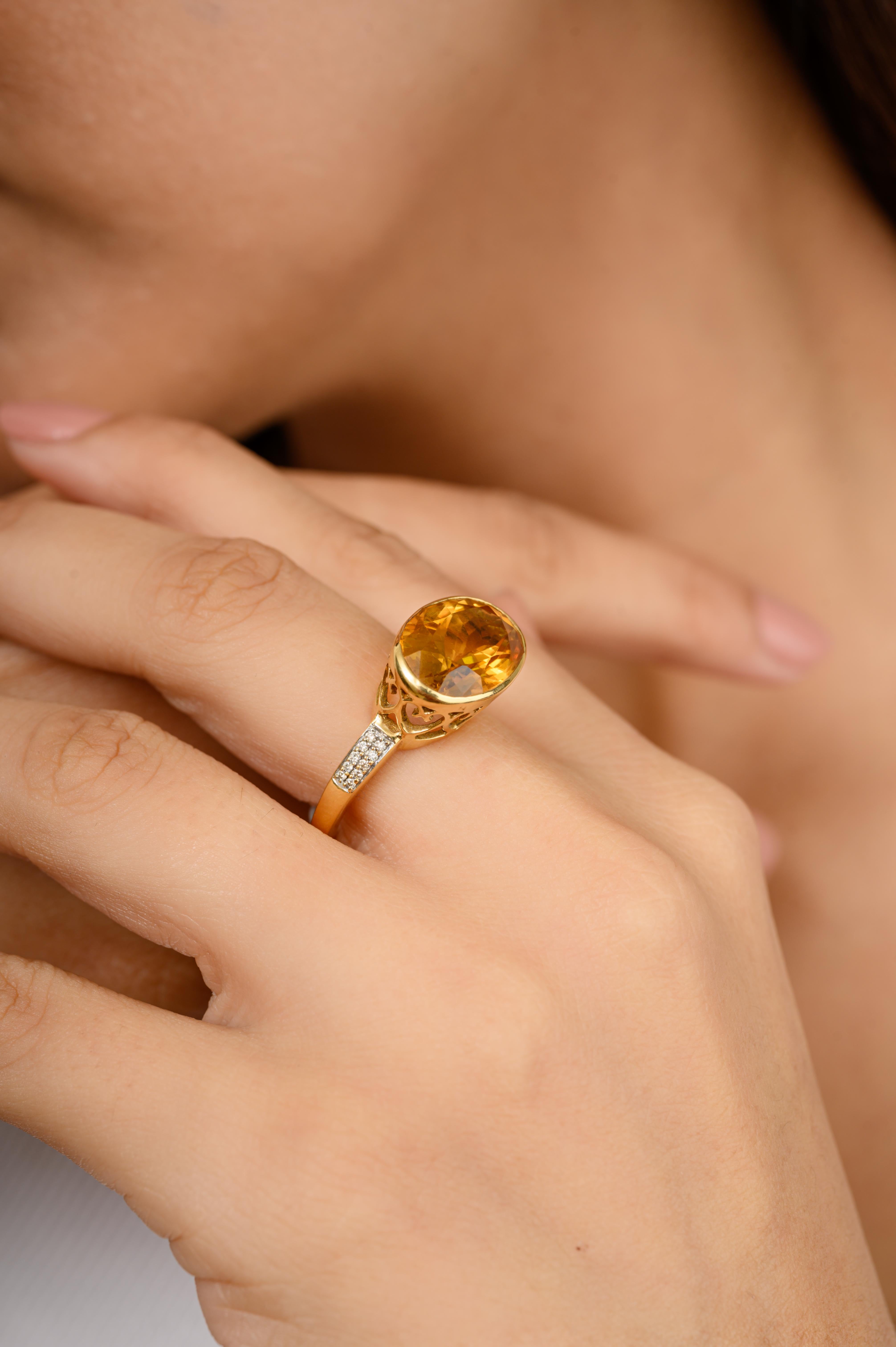 For Sale:  6.1 CTW Big Oval Citrine Gemstone Cocktail Ring with Diamonds in 18k Yellow Gold 6