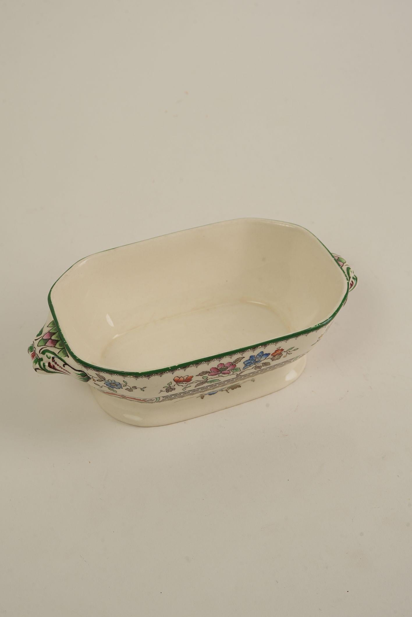 61-piece Spode Chinese Rose Pattern Dinner Service For Sale 3