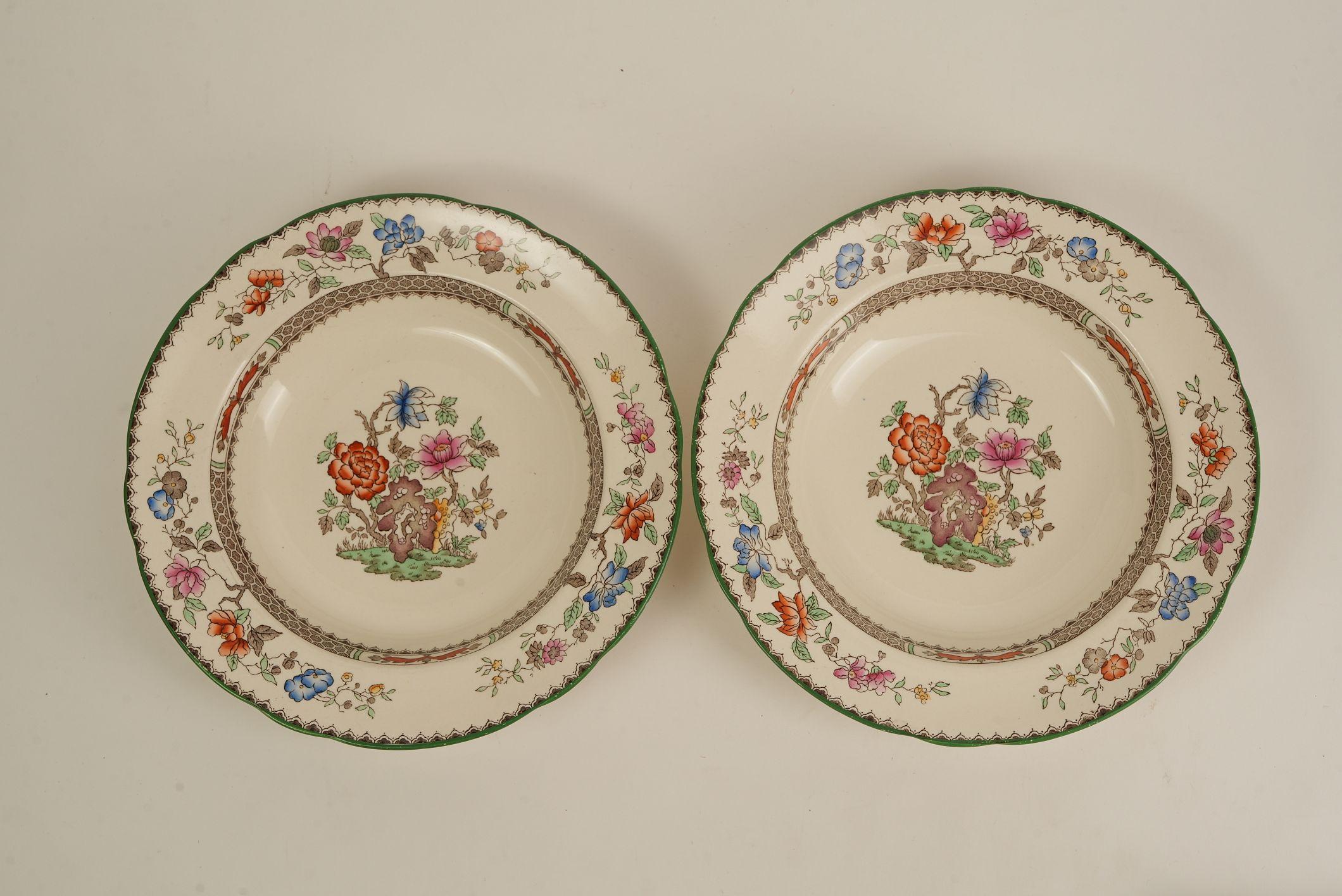 61-piece Spode Chinese Rose Pattern Dinner Service For Sale 6
