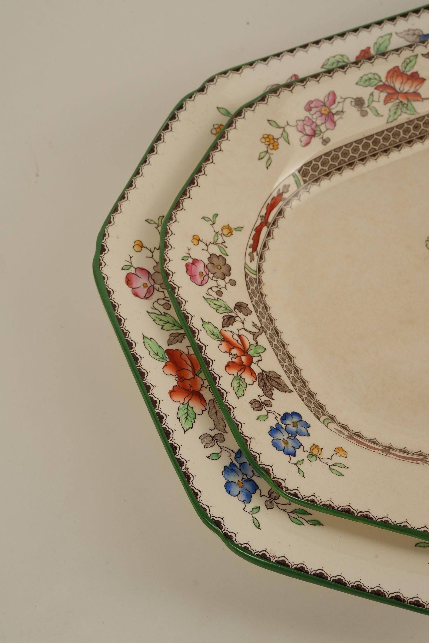 61-piece Spode Chinese Rose Pattern Dinner Service For Sale 12