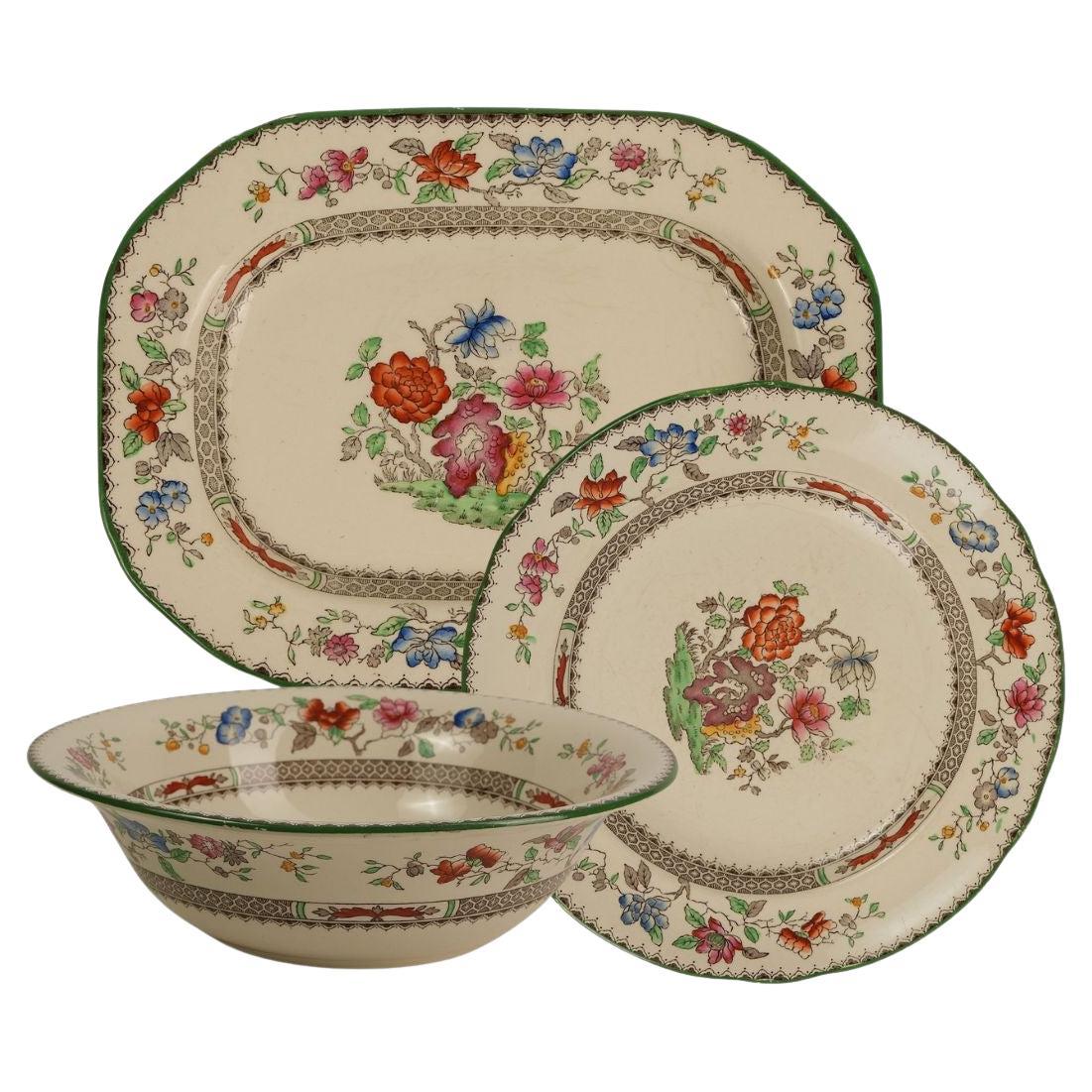 61-piece Spode Chinese Rose Pattern Dinner Service For Sale