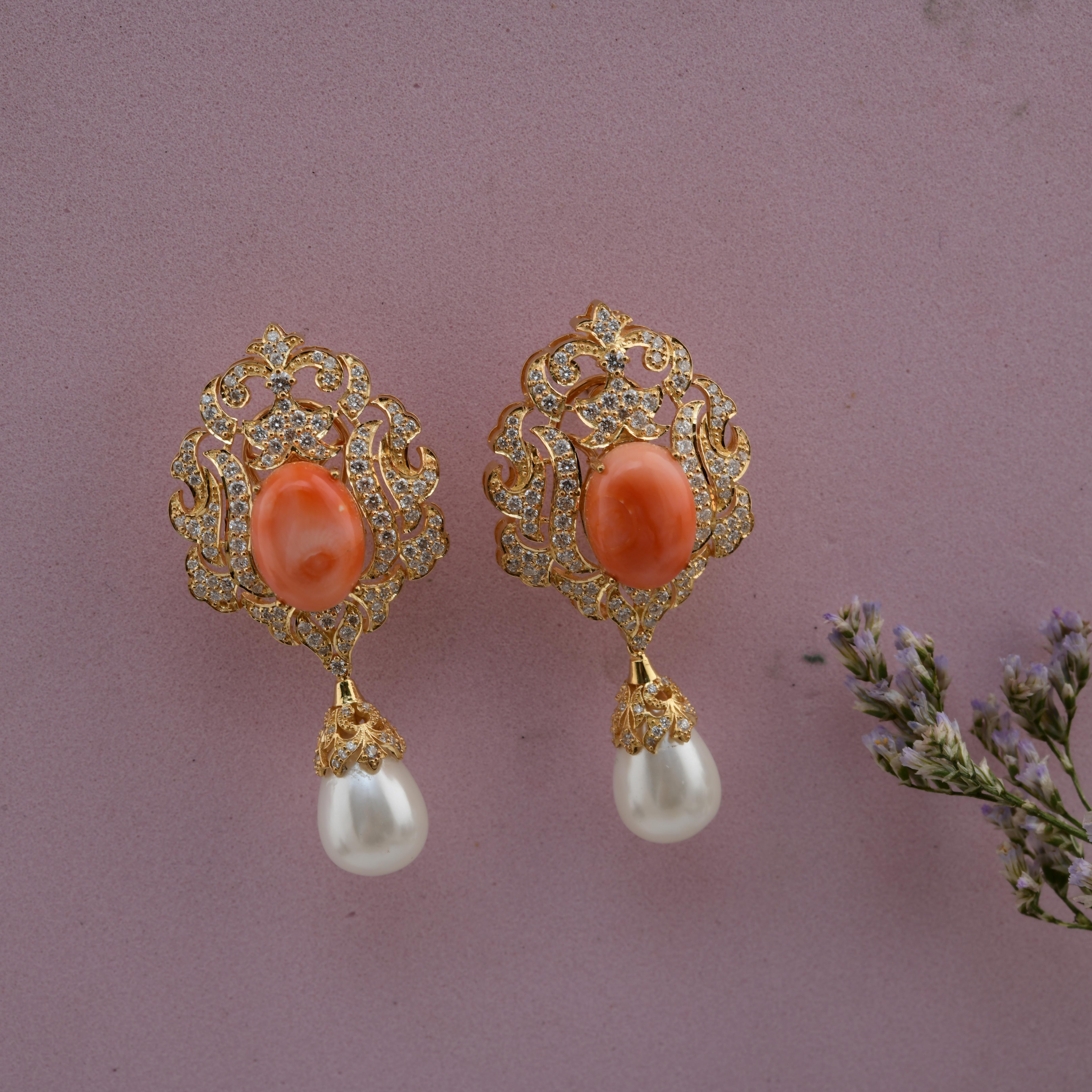 Boucles d'oreilles or jaune 18k corail 6.10 carats 11.84 ct perle 1.47 carat SI/H diamant Pour femmes en vente