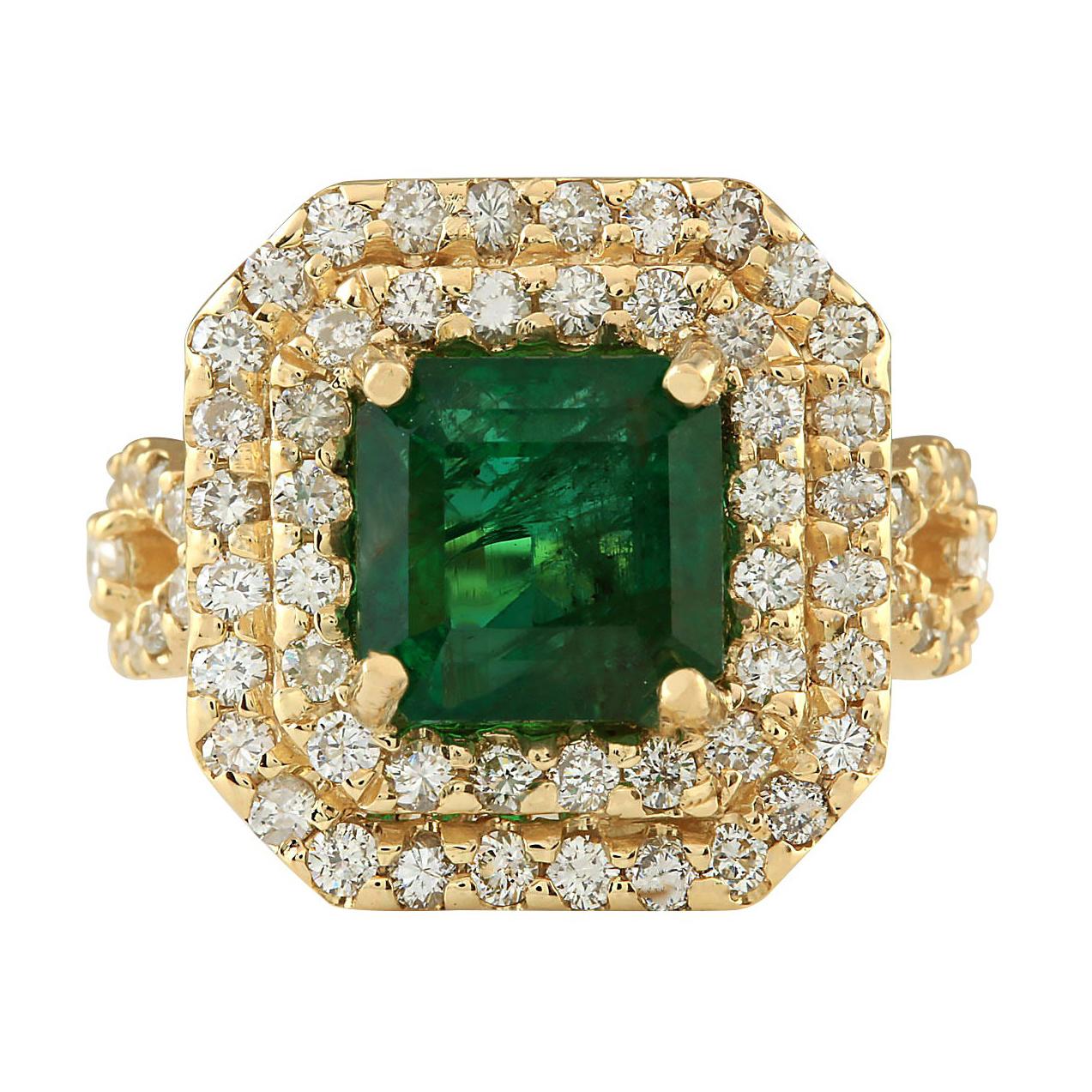 Exquisite Emerald Diamond Ring In 14 Karat Yellow Gold 