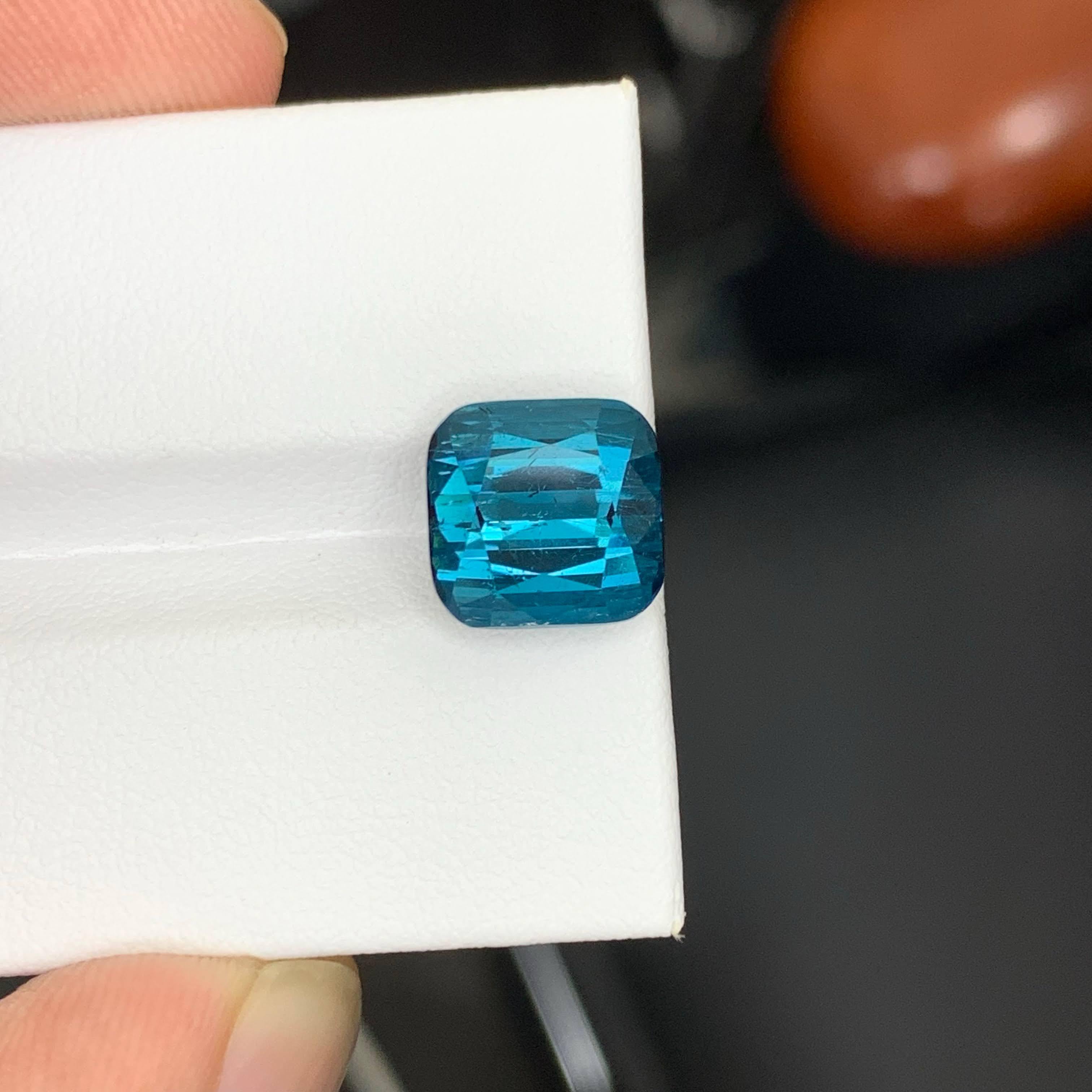 6.10 carati di tormalina blu Lagoon naturale sfusa con taglio a cuscino Gemma afgana In condizioni Nuovo in vendita a Bangkok, TH