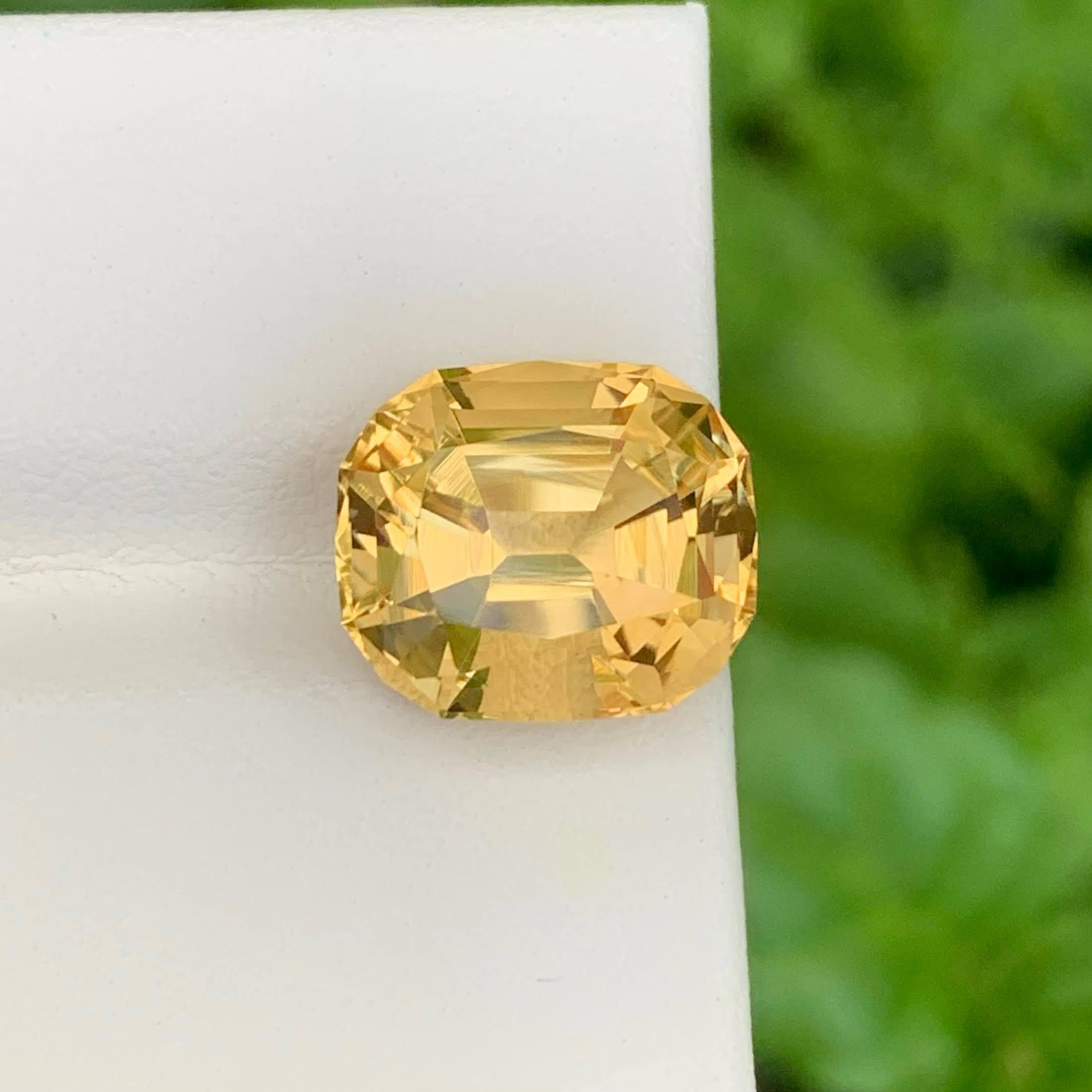 6,10 Carati Nature Sciolto Giallo Dorato Citrino Taglio Cuscino Gemma Africana in vendita 3