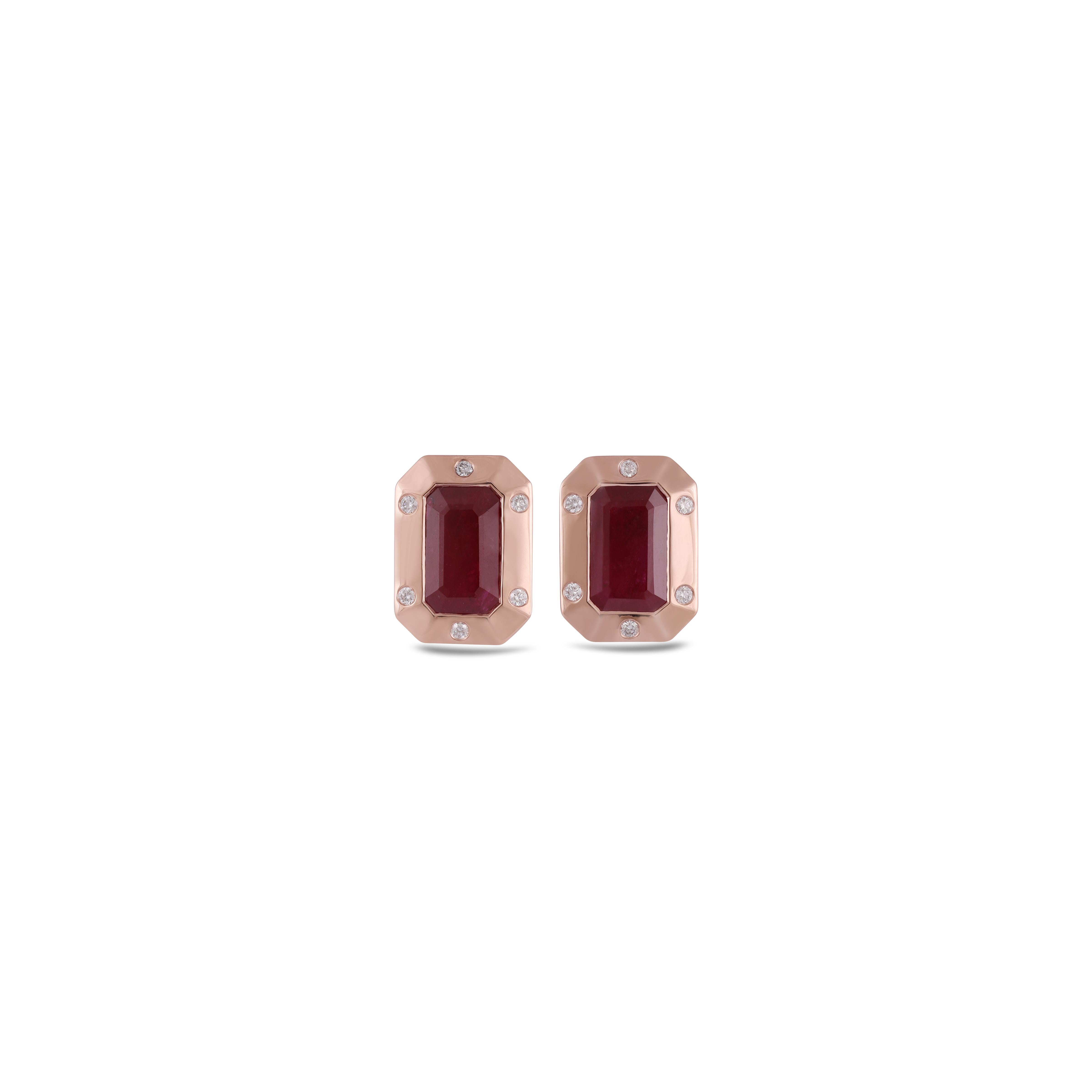 Contemporary 6.10 Carats Ruby and Diamond Earring  For Sale