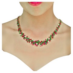 61,00 Carati di Rubino, Smeraldo, Diamante Collana unica nel suo genere in oro 18K