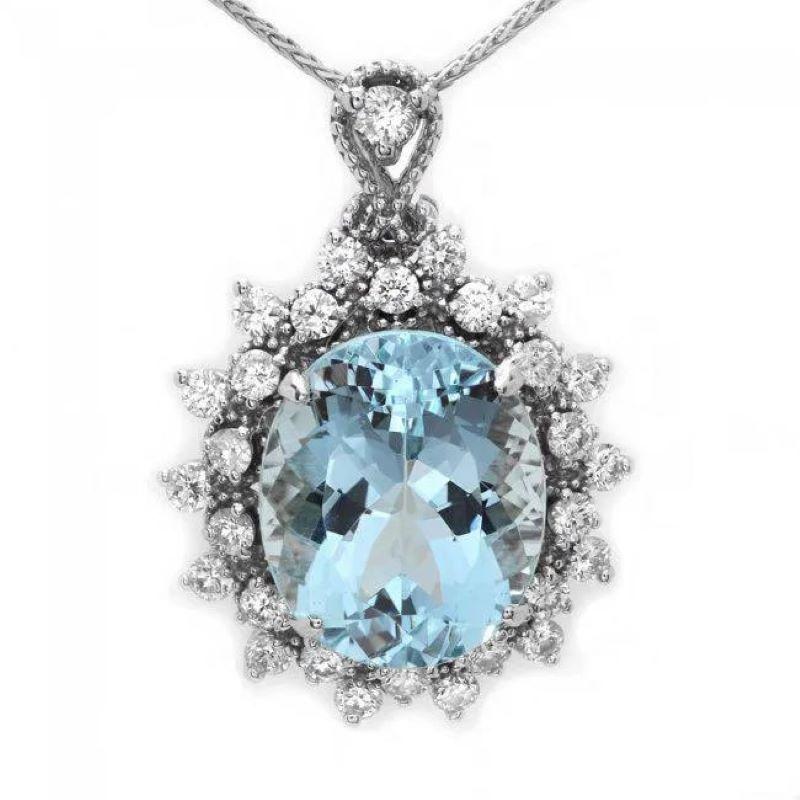 Mixed Cut 6.10Ct Natural Aquamarine and Diamond 14K Solid White Gold Pendant For Sale