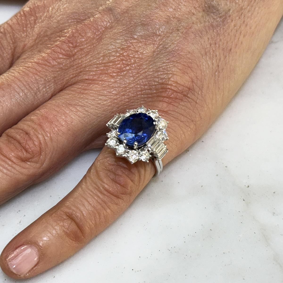 Oval Cut NO HEAT 6.11 Ct Royal Blue Oval Sapphire 3.50 Ct White Diamonds - 18Kt Ring For Sale