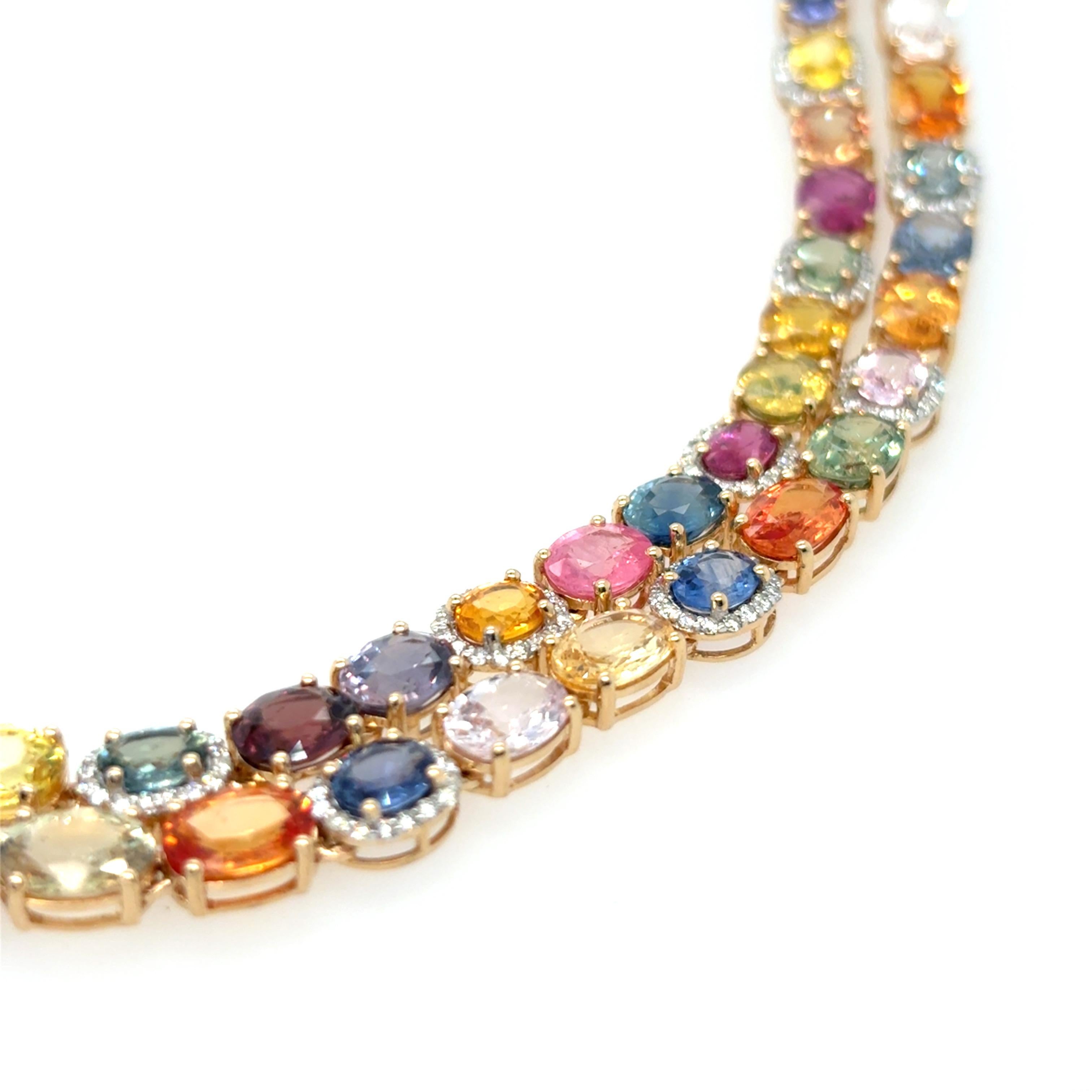 Collier multibrins en or jaune avec saphirs multicolores et diamants de 61,10 carats en vente 1