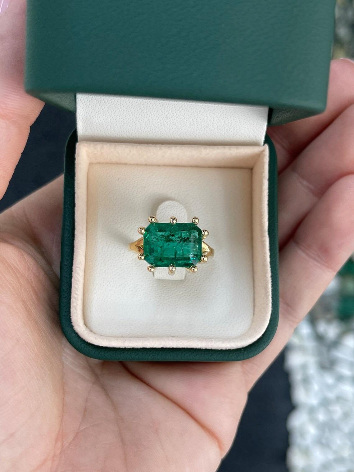6.12ct 18K Funky 10 Prong Deep Rich Natural Emerald Cut Emerald Solitaire Ring In New Condition For Sale In Jupiter, FL