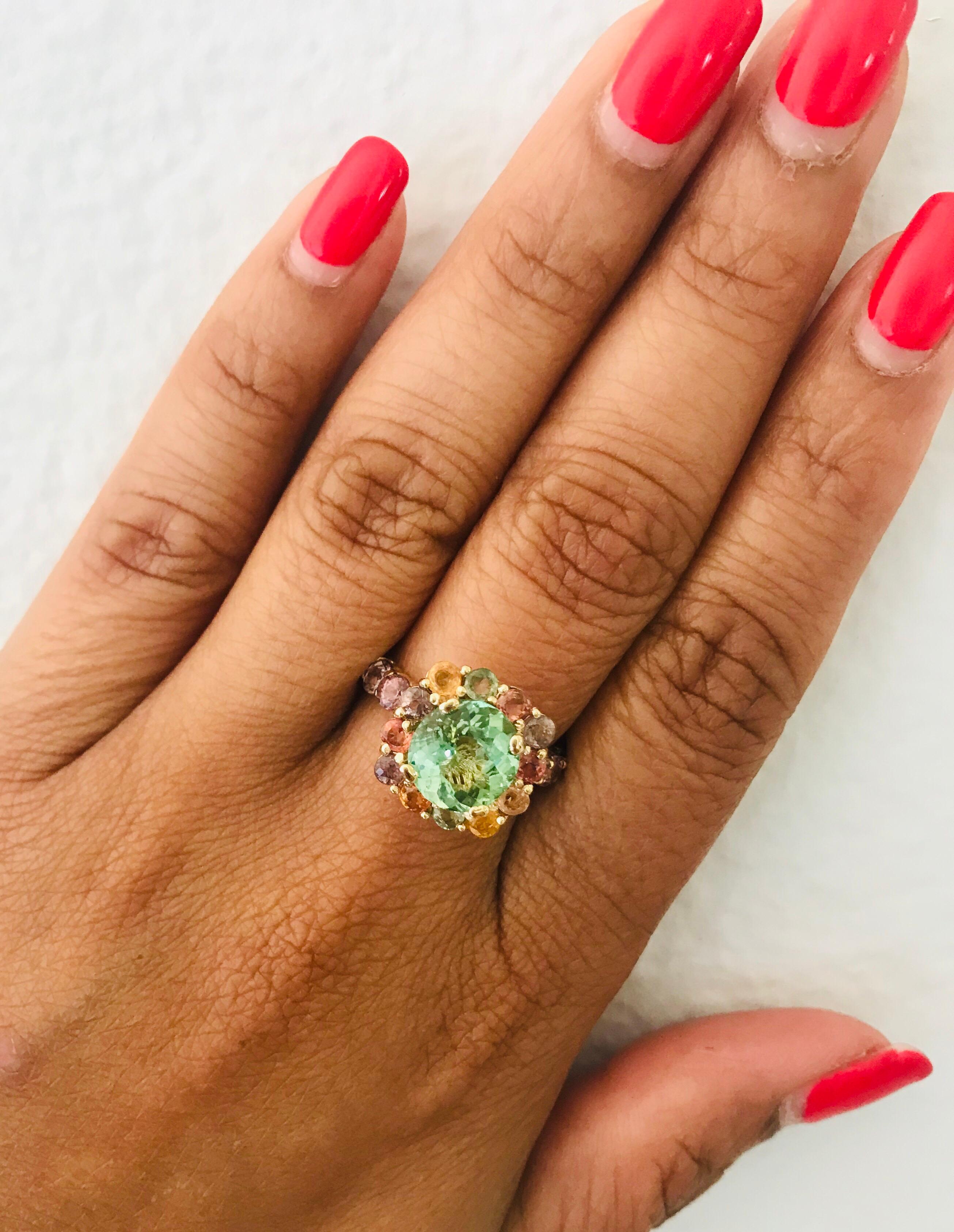 6.13 Carat Green Tourmaline Multi-Sapphire 14 Karat Cocktail Yellow Gold Ring In New Condition In Los Angeles, CA