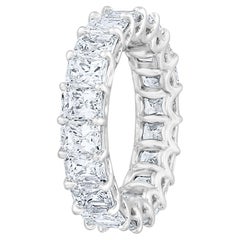 Bague d'éternité à anneau en diamant taille radiant de 6,13 carats