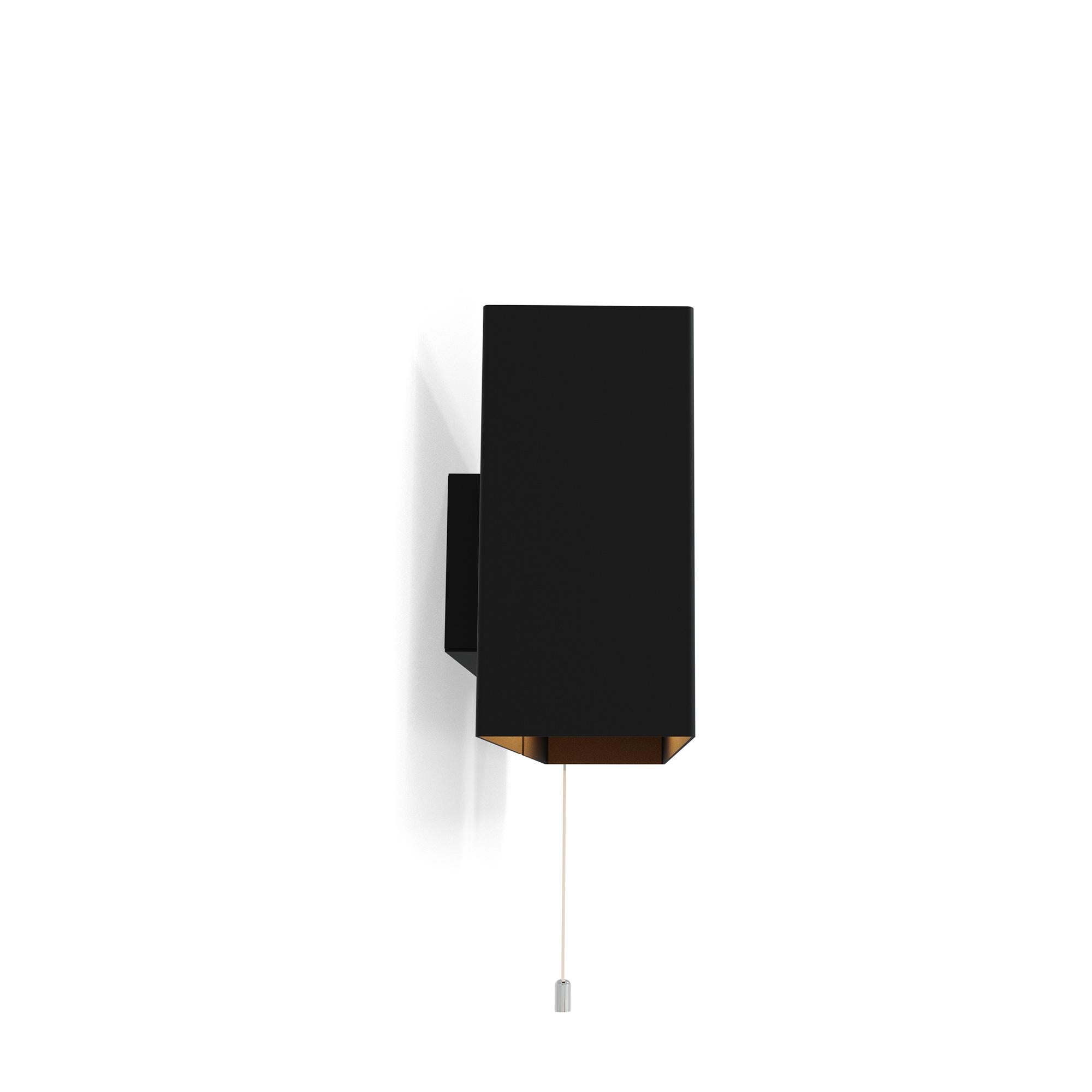 Francese Lampada da parete 6135GM nera con mini interruttore a scomparsa di Disderot in vendita