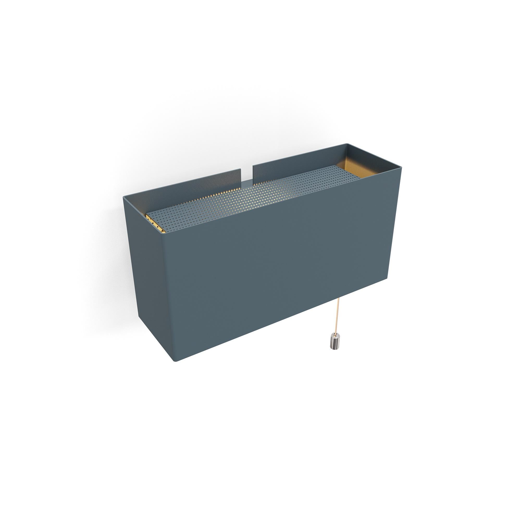 6135PM Lámpara de Pared Gris con Mini Interruptor Tirador by Disderot
Edición limitada. 
Diseñado por Pierre Paulin.
Dimensiones: P 7,74 x An 18 x Al 9 cm.
Materiales: Metal lacado y cromo.

Se entrega con certificado de autenticación. Fabricado en