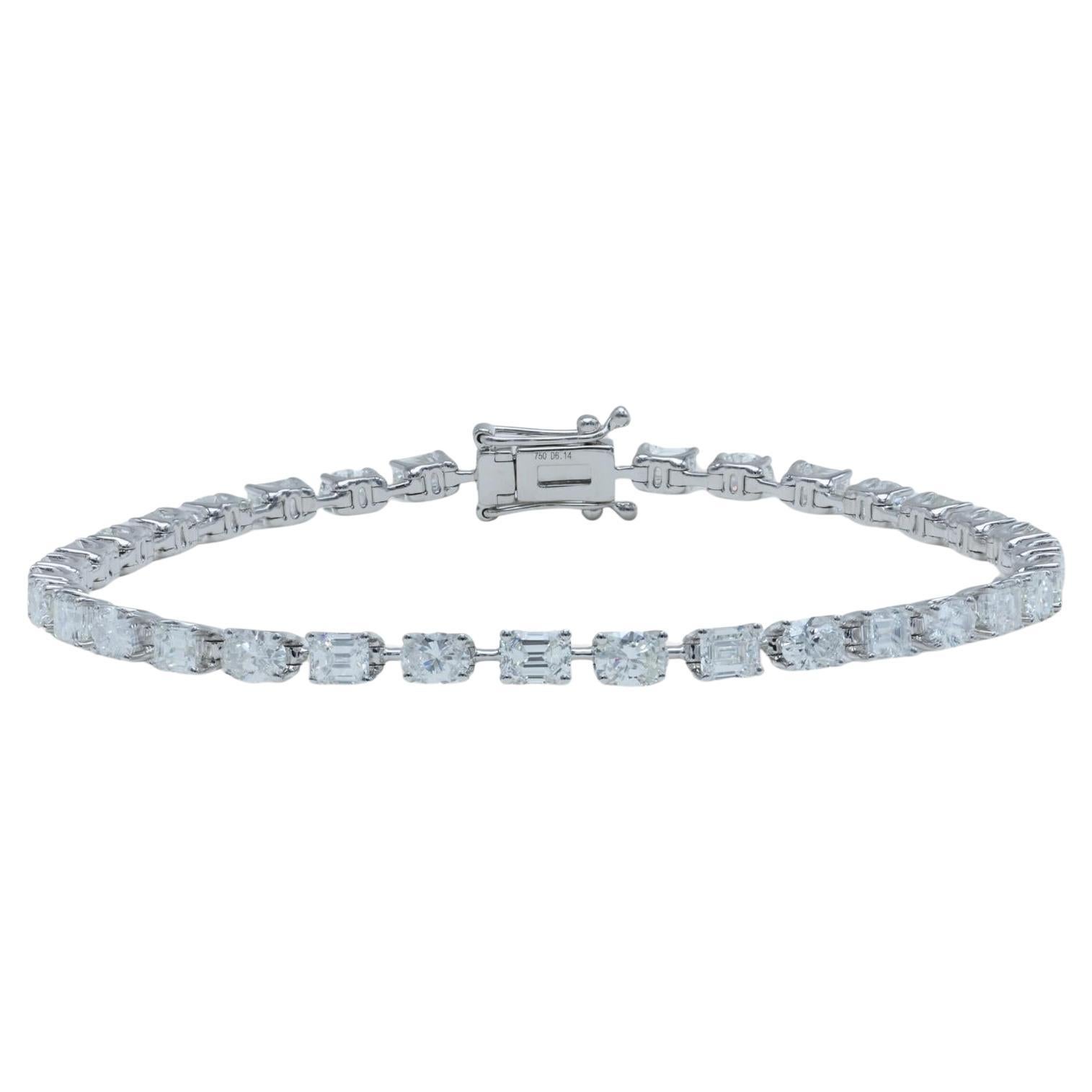 Pulsera de tenis con diamantes talla oval y esmeralda de 6,14 quilates en oro blanco de 18 quilates