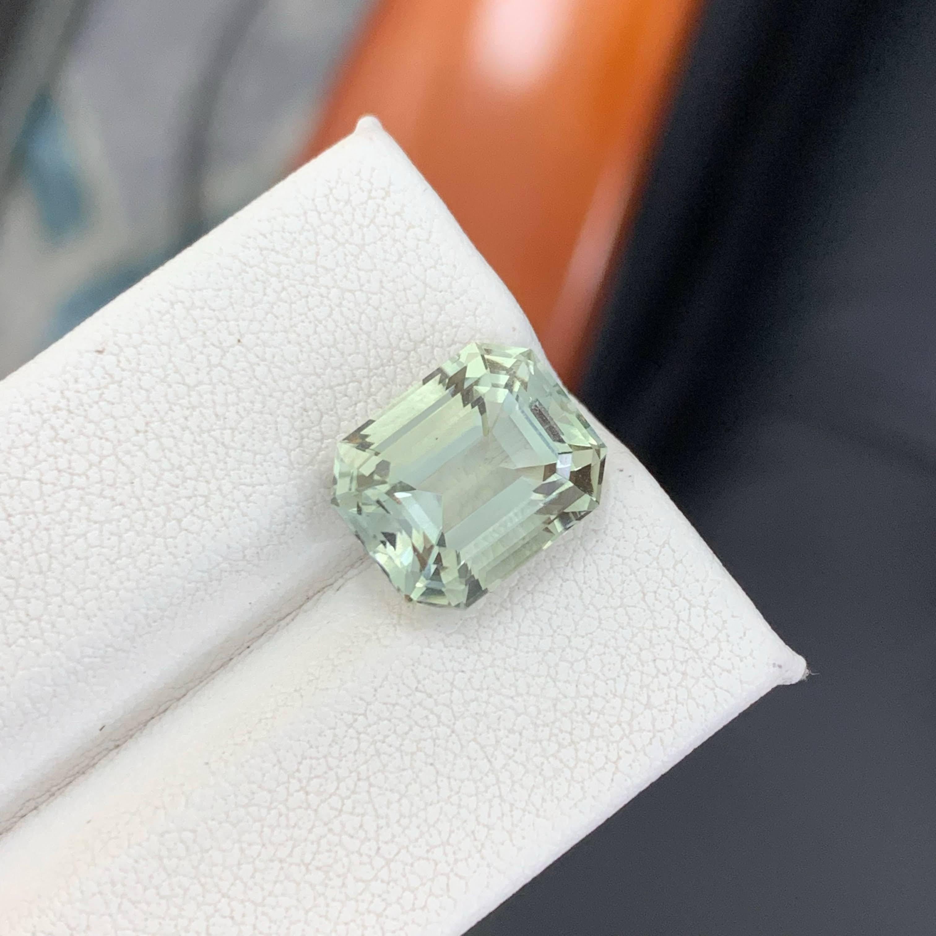 6.15 Carati Nature sciolti di ametista verdognola pietra tagliata a smeraldo Gemma africana in vendita 1