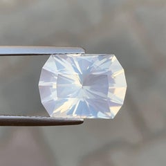 6,15 carati di quarzo lattiginoso naturale sfuso, pietra preziosa africana tagliata a misura di fantasia