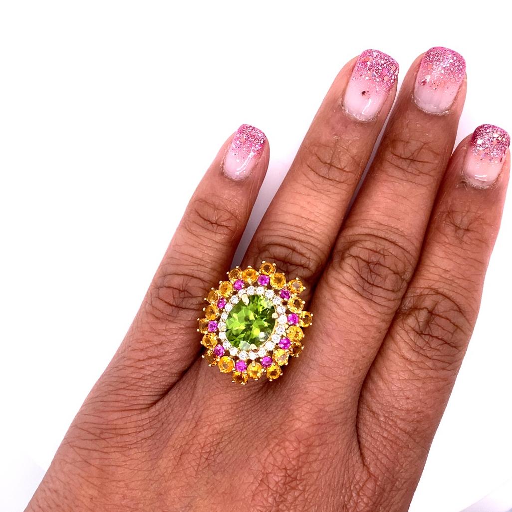 6.15 Carat Peridot Sapphire Diamond Yellow Gold Cocktail Ring For Sale 2