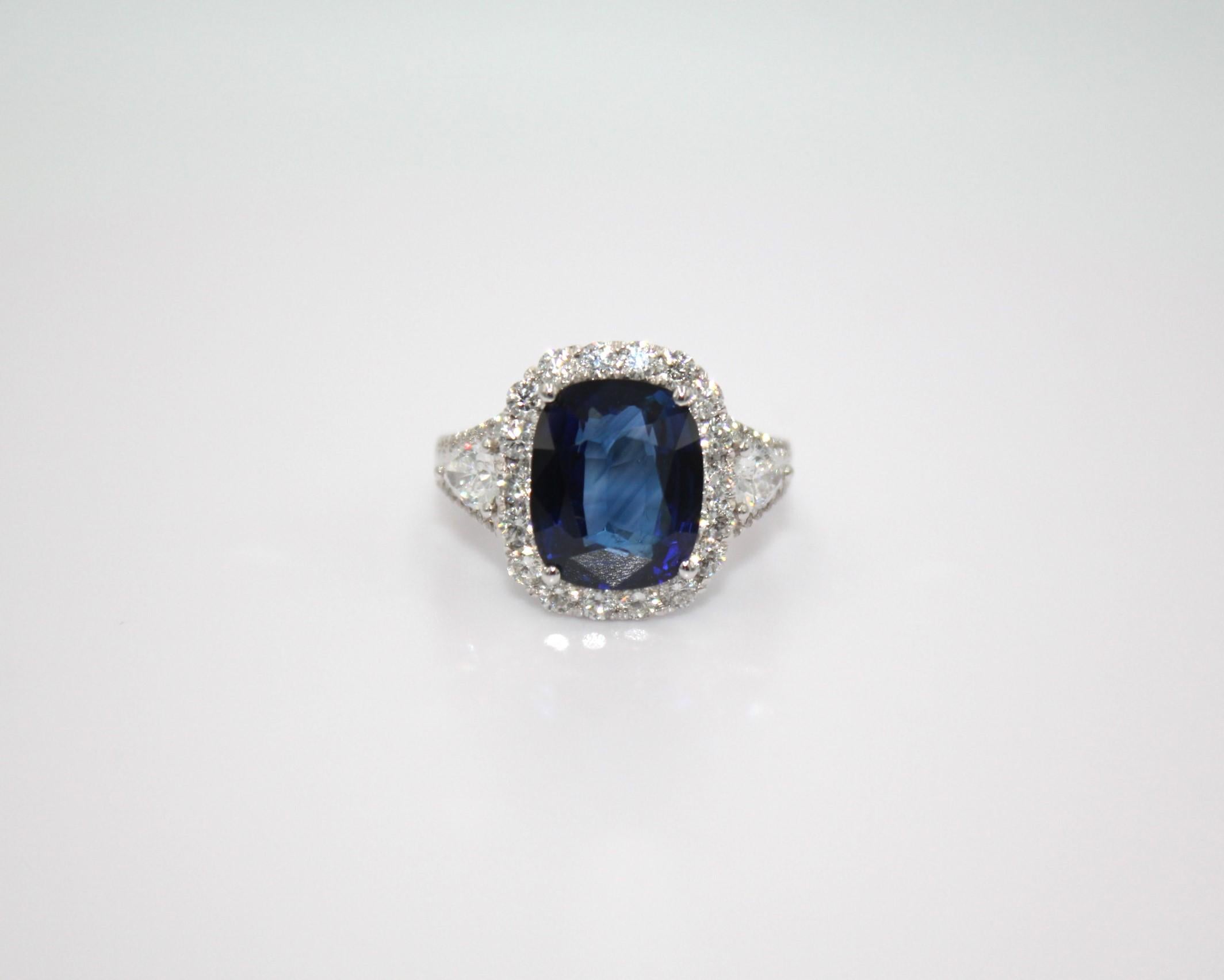 6.15 Carat Sapphire & Diamond Ring For Sale 1