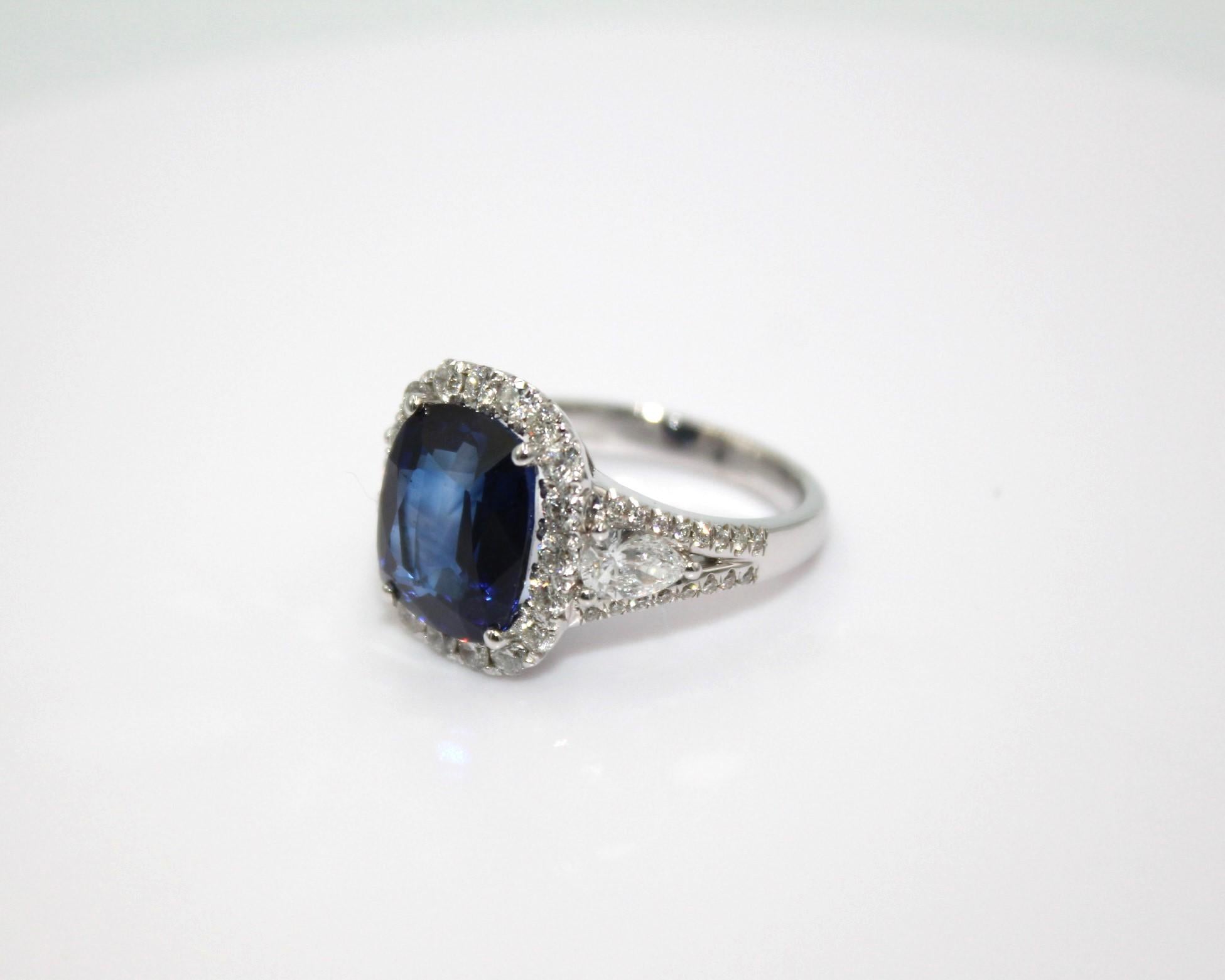 6.15 Carat Sapphire & Diamond Ring For Sale 2