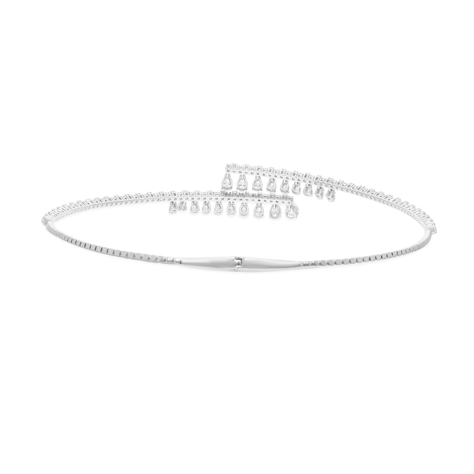 Modern 6.15 Carat SI/H Pear Round Brilliant Cut Diamond Choker Necklace 18k White Gold For Sale