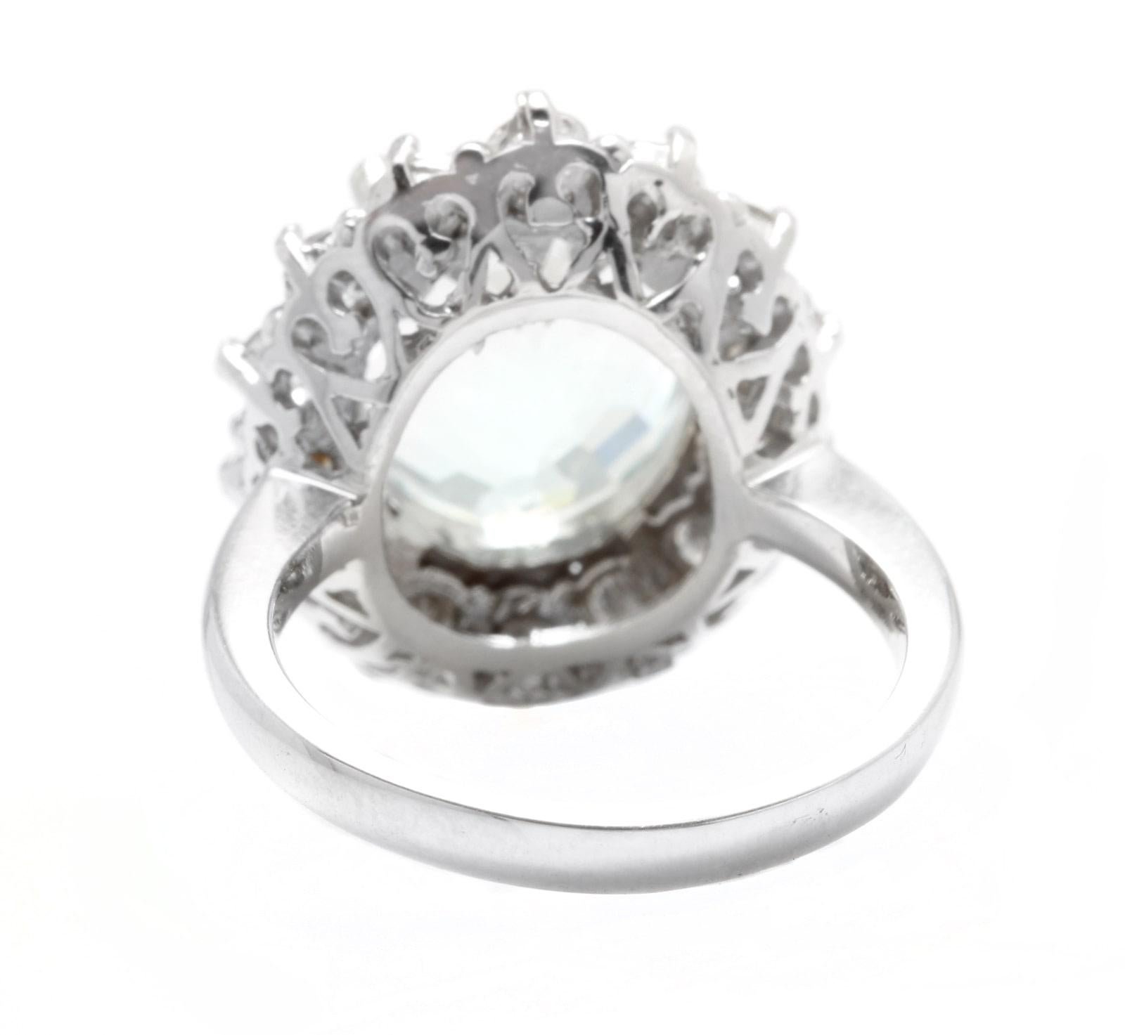 6.15 Carats Natural Aquamarine and Diamond 14k Solid White Gold Ring In New Condition For Sale In Los Angeles, CA
