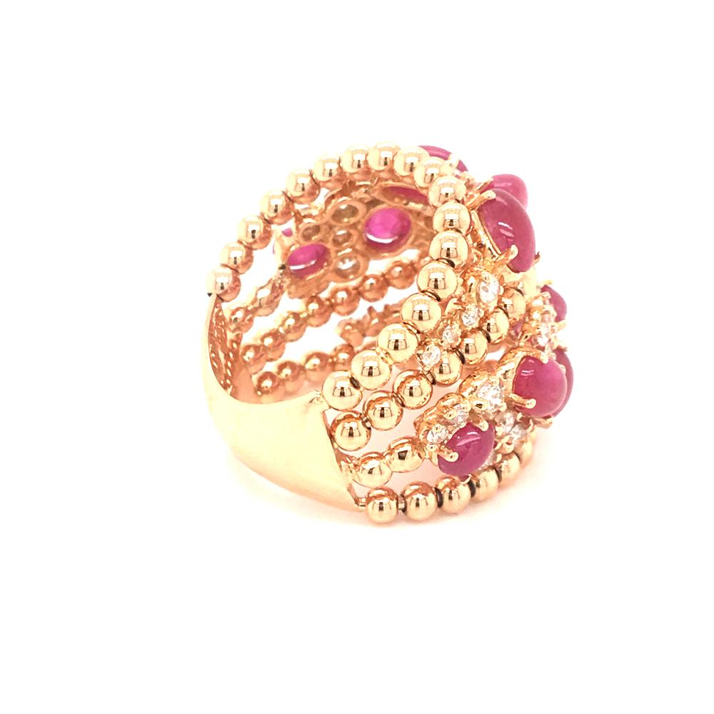 6.15 Carat of Cabochon Ruby and 0.85 Carat Round Diamonds Cocktail Ring On Rose  In New Condition For Sale In MIlan, IT