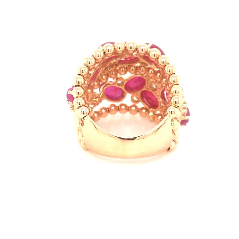 6.15 Carat of Cabochon Ruby and 0.85 Carat Round Diamonds Cocktail Ring On Rose  For Sale 1