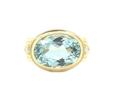 Bague en or jaune 18 carats avec aigue-marine de 6,16 carats gravée à la main et diamants