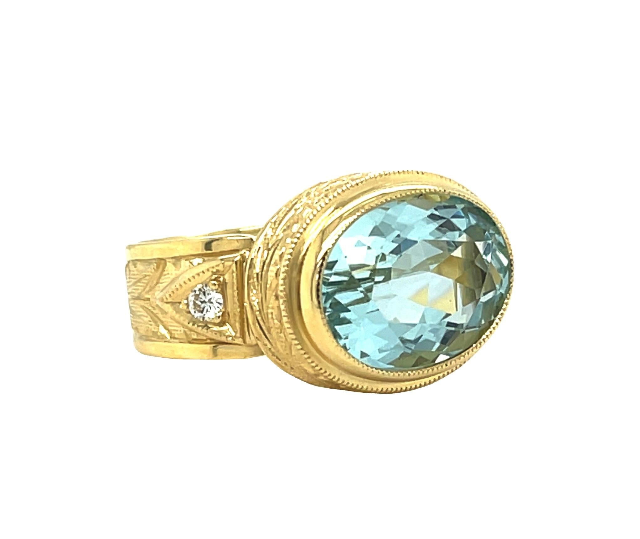 6,16 Karat Aquamarin in 18 Karat Gelbgold, handgravierter Ring mit Diamanten im Angebot 1