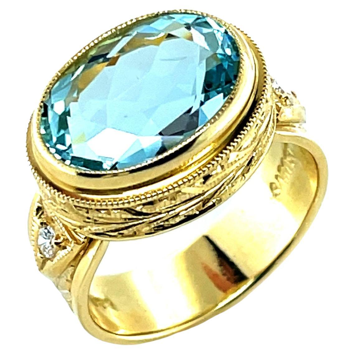6,16 Karat Aquamarin in 18 Karat Gelbgold, handgravierter Ring mit Diamanten im Angebot