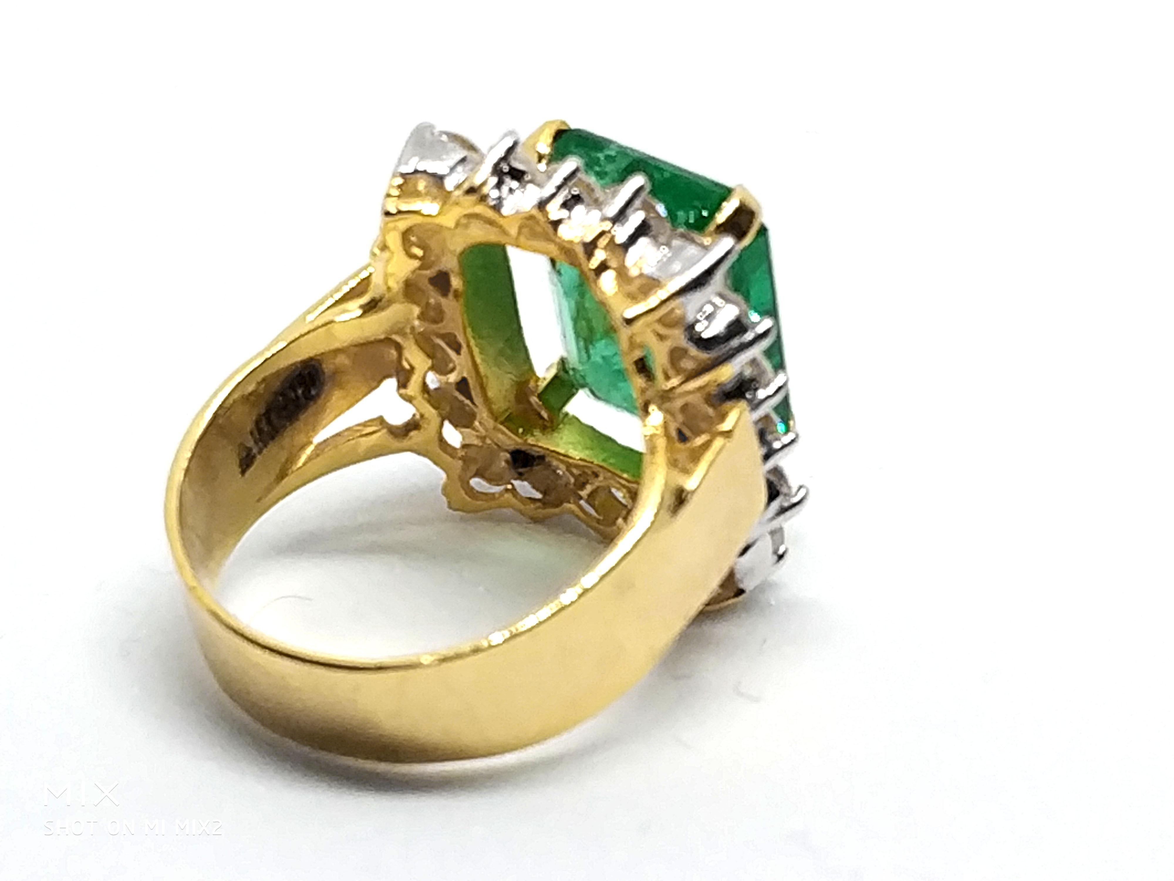 Emerald Cut 6.16 Carat Emerald 2.3 Carat Diamond Ring For Sale