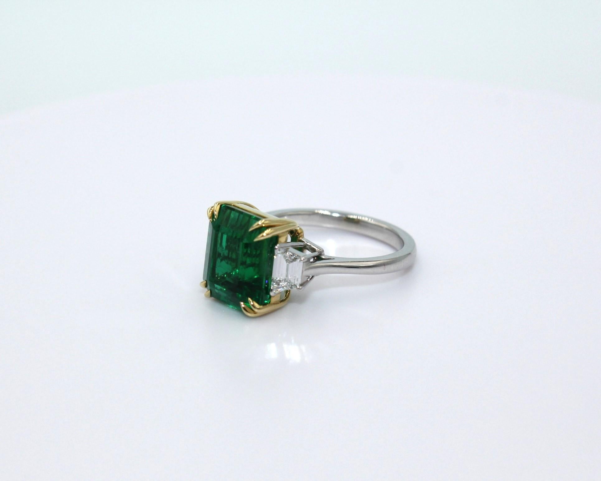 6.16 Carat Emerald Diamond Ring  In New Condition For Sale In New York, NY