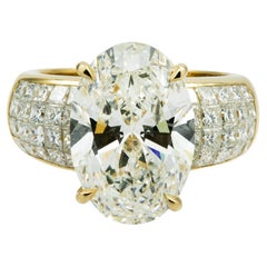 6.16 Carat Oval Diamond Ring Brilliant White  18K Gold Signature Sophistication