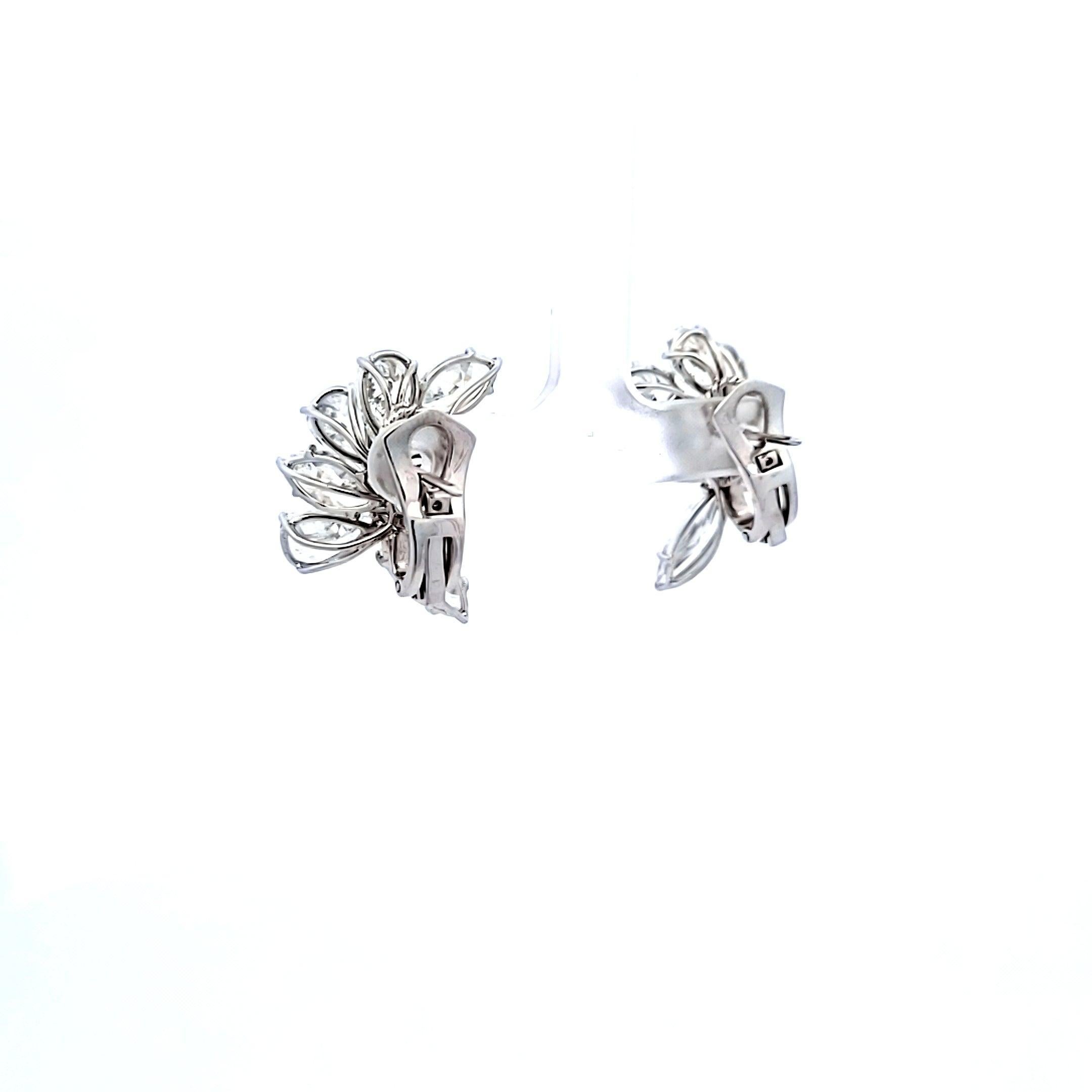 Title:
6.16 Carat Pear Shape D IF-VVS1 and Oval Shape D IF and Marquis Shape E IF Diamond Platinum Cluster Earring


Style:
Cluster


Metal:
Platinum


Gemstone 1:
1.02 Carat Diamond


Number of Stones:
1


Color:
D


Clarity:
IF


Shape:
Pear