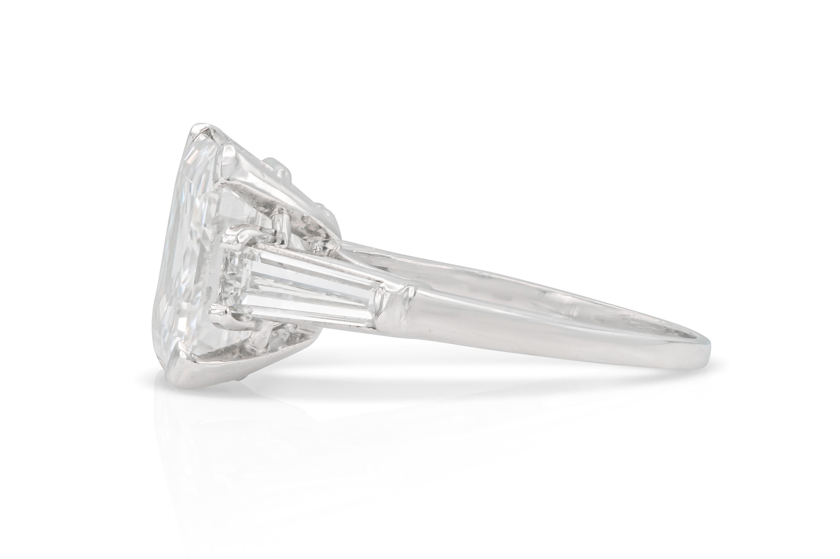 6.17 Carat Square Emerald Cut Diamond Engagement Ring In Good Condition For Sale In New York, NY
