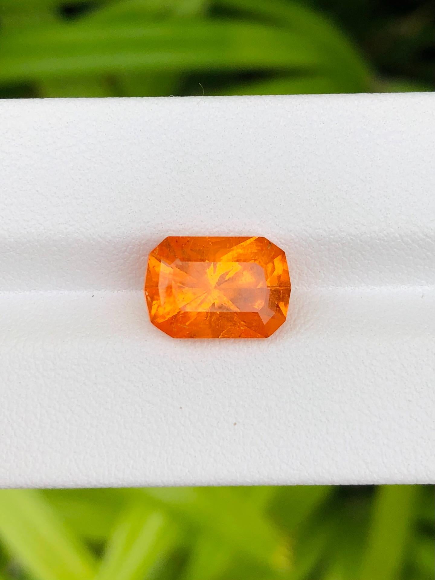 6,17 Karat Natürlicher Spessartit Granat Fanta- orange Edelstein Auge sauber Qualität für Damen oder Herren im Angebot