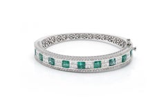 6.18 Carats Natural Zambian Emerald and 1.54 Cts Diamond BANGLE in 14k Gold