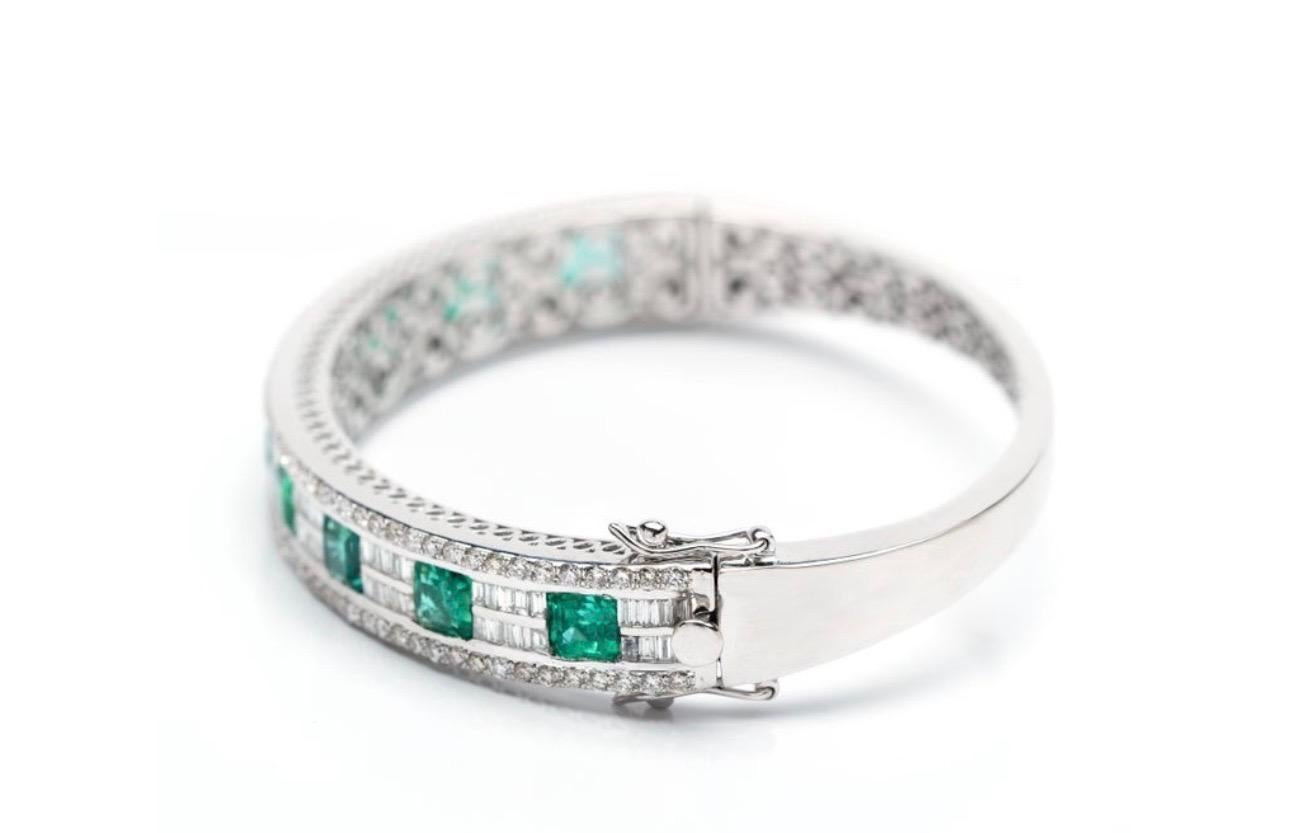 6,18 Karat natürlicher sambischer Smaragd und 1,54 Karat Diamant-Armreif aus 14k Gold im Zustand „Neu“ im Angebot in New York, NY