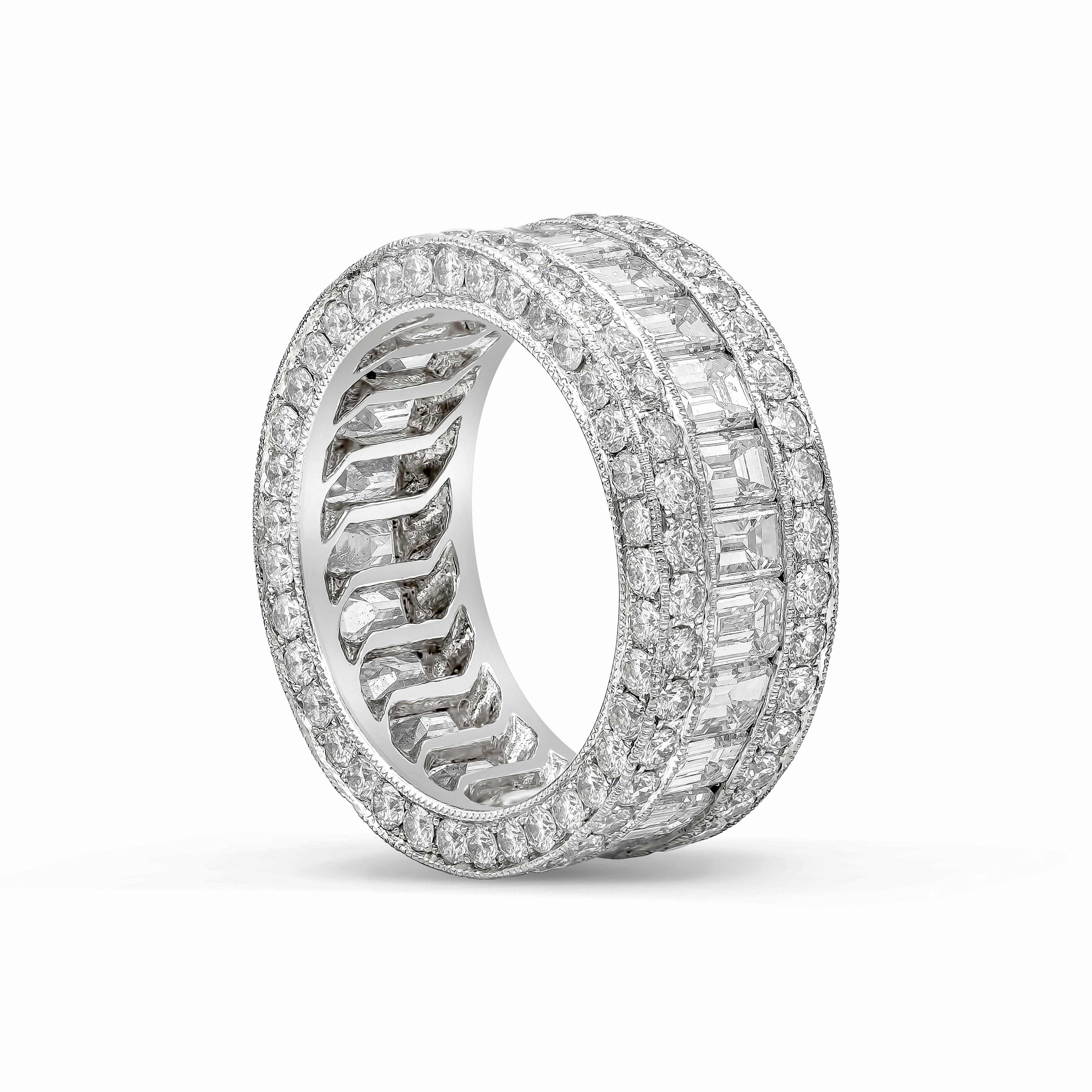 Dieser elegante Ehering präsentiert Diamanten im Smaragdschliff mit einem Gesamtgewicht von 3,85 Karat, eingefasst zwischen runden Brillanten mit einem Gesamtgewicht von 2,33 Karat. Hergestellt in Platin. Größe 5.75 US.

Roman Malakov ist ein