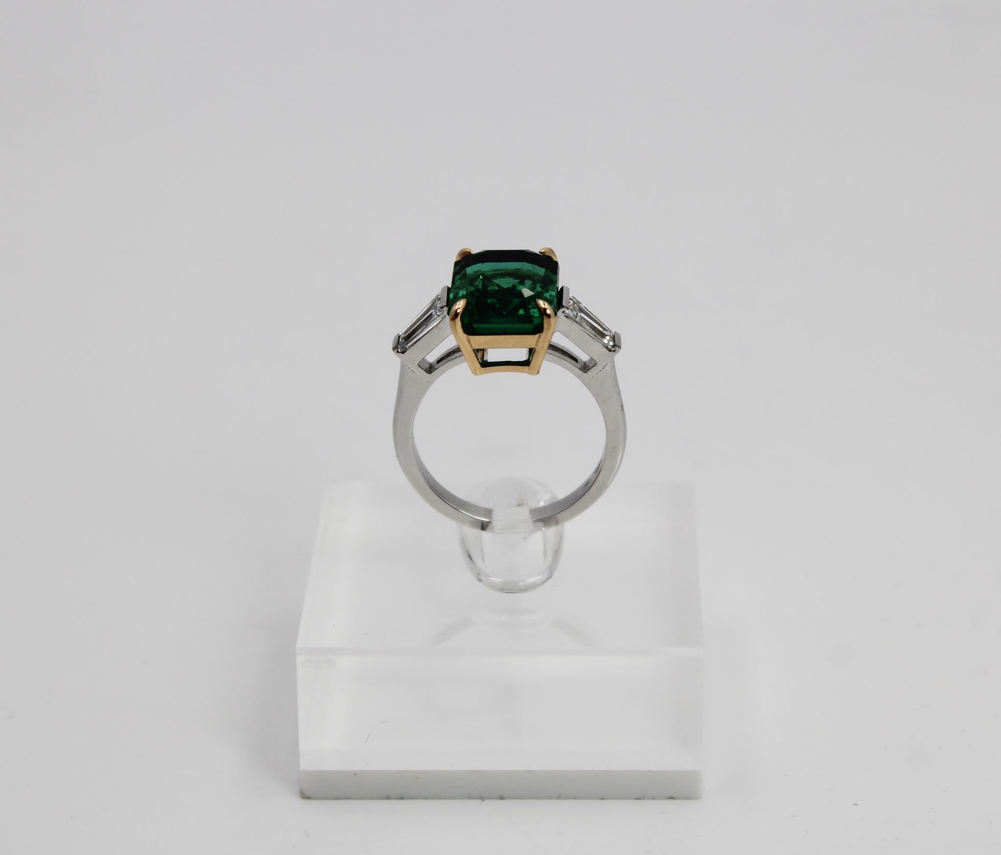 Women's or Men's 6.18ct Zambian Emerald Ring with Baguette Diamonds, Gübelin Certified For Sale