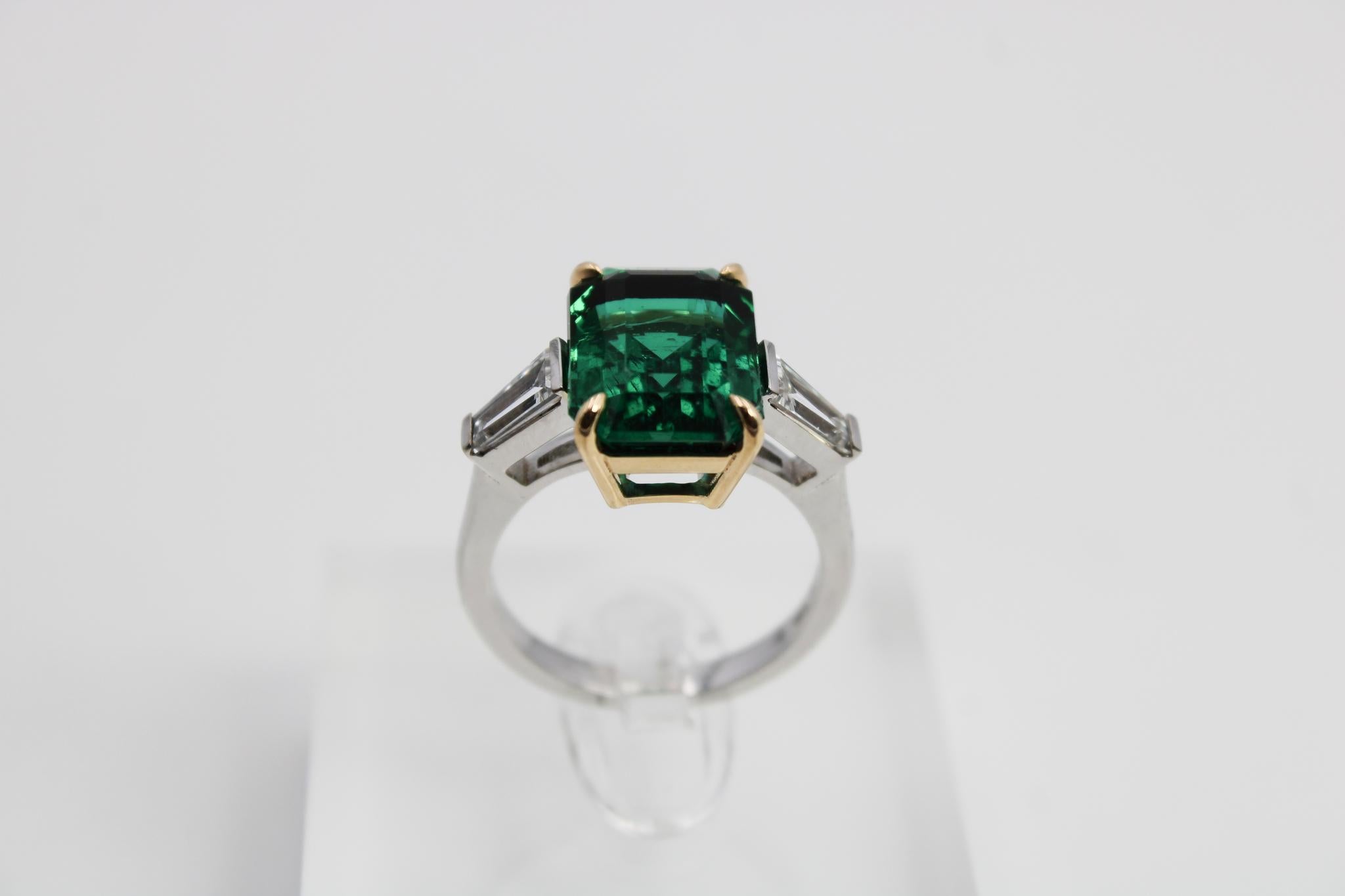 6.18ct Zambian Emerald Ring with Baguette Diamonds, Gübelin Certified For Sale 1