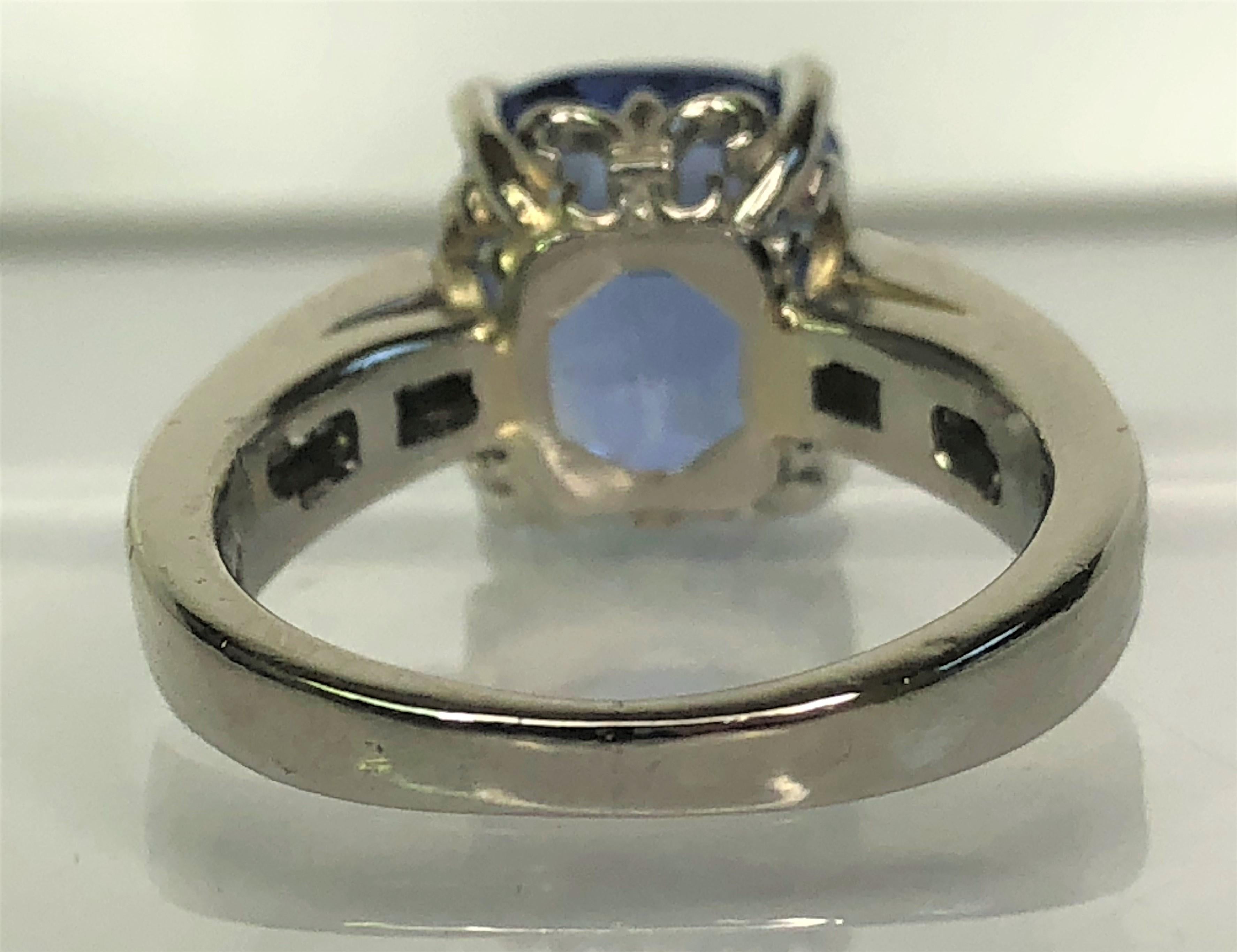 Cushion Cut 6.18ct Natural Blue Sapphire Diamond Ring No Heat For Sale